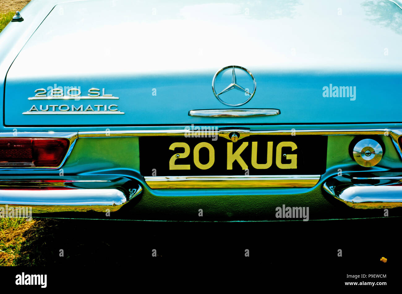 Mercedes Benz 280 SL classic car Event, Wynyard Hall, Stockton on Tees Stockfoto