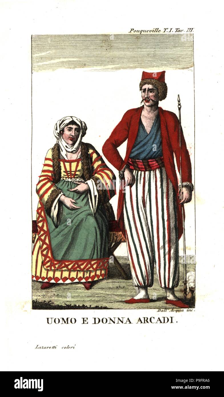 Mann und Frau von Arkadien, der Peloponnes, Griechenland. Abbildung aus durch Mehr, Albanien und einigen anderen Teilen des Osmanischen Reiches, 1805 Francois Pouqueville's Reisen. Kupferstich von Dell'Acqua Papierkörbe durch Lazaretti von Giovanni Battista sonzogno's Sammlung der interessantesten Reisen (Raccolta de Viaggi Piu Interessanti), Mailand, 1815-1817. Stockfoto