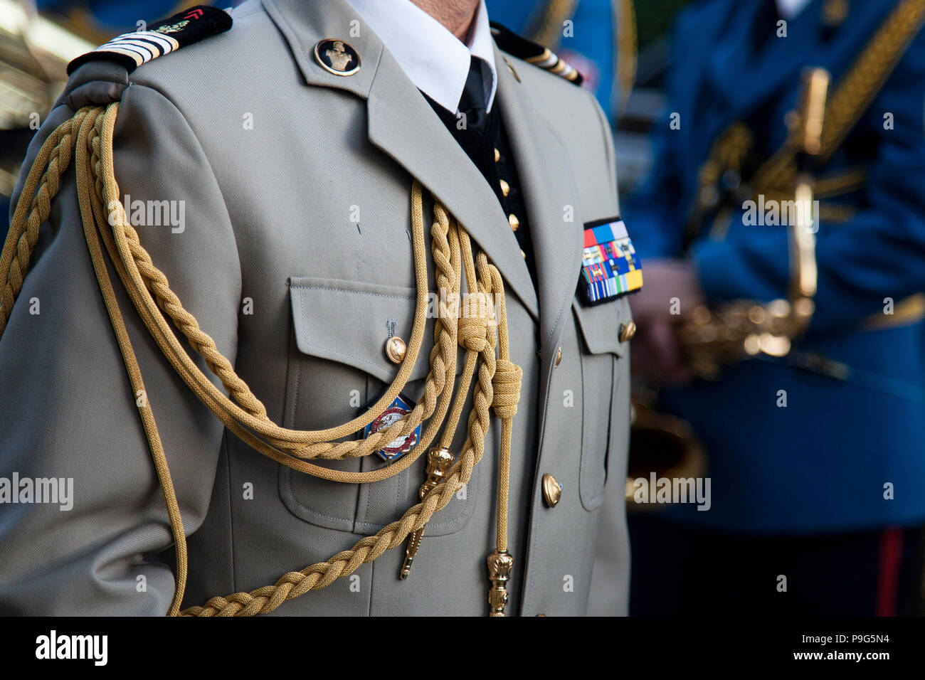 Belgrad, SERBIEN - Juli 14, 2018: Auf der offiziellen Uniform der Französischen Armee, Bodentruppen (Armee de Terre, DGRIS Division) während einer Zeremonie Stockfoto