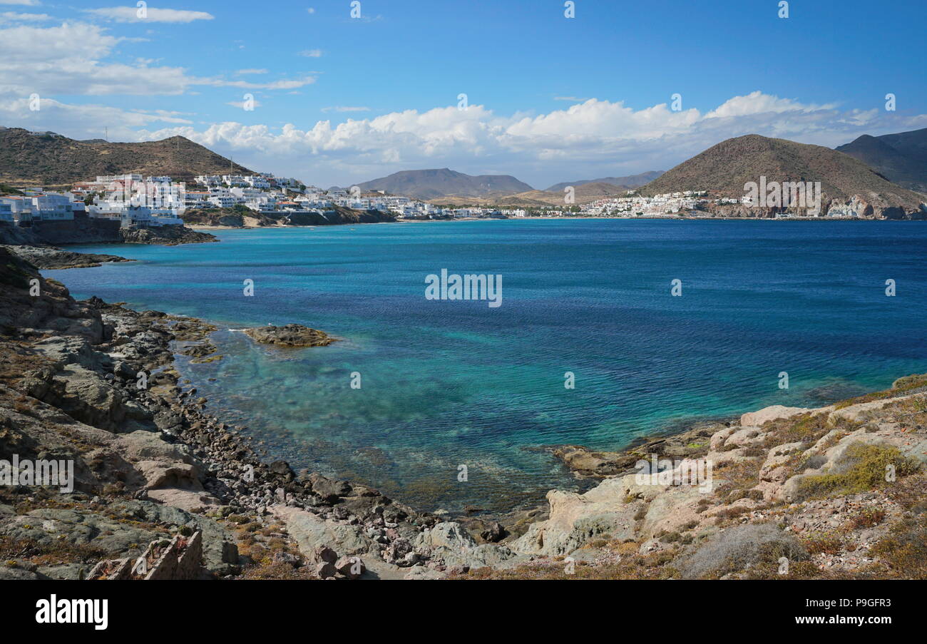 Die Bucht und die Stadt San José in der Cabo de Gata-Níjar, Almería, Andalusien, Spanien Stockfoto