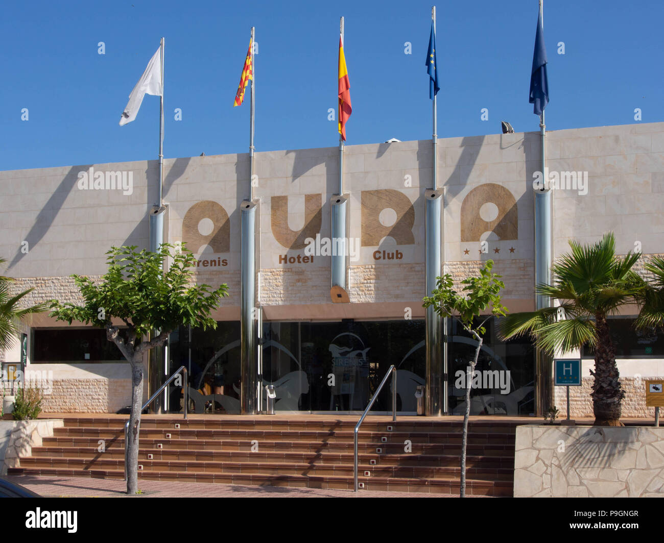 Der Eingang zum Club Aura in Port des Torrent, Ibiza Stockfoto
