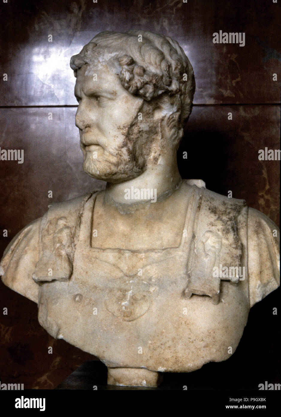 Büste von Hadrian (Publius Aelius Hadrianus) (76-138). Römische Kaiser. Büste gemacht 125 AD. Stockfoto