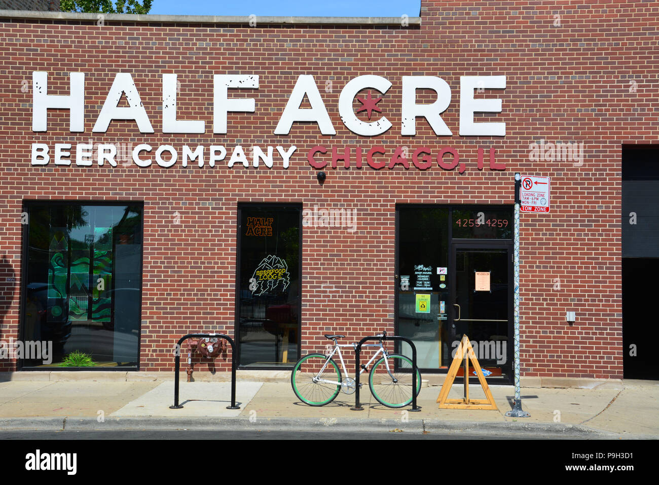 Halben Hektar ist eine lokale Handwerk Brauerei im Norden Zentrum Viertel von Chicago Stockfoto