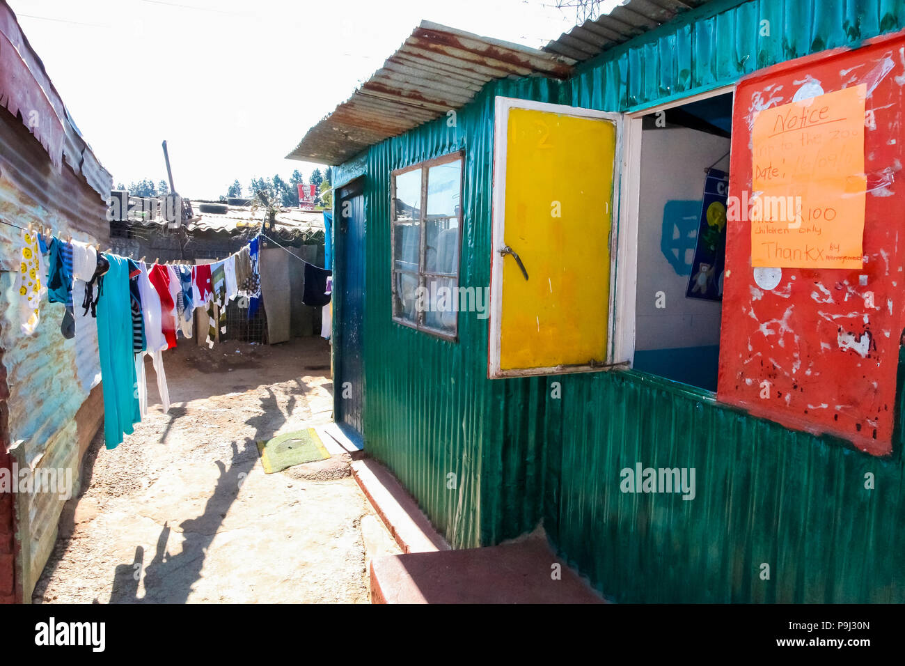 Johannesburg, Südafrika, 11. September 2011, kleine Kinderkrippe Kindertagesstätte Vorschule in einem Vorort von Soweto Nachbarschaft Stockfoto