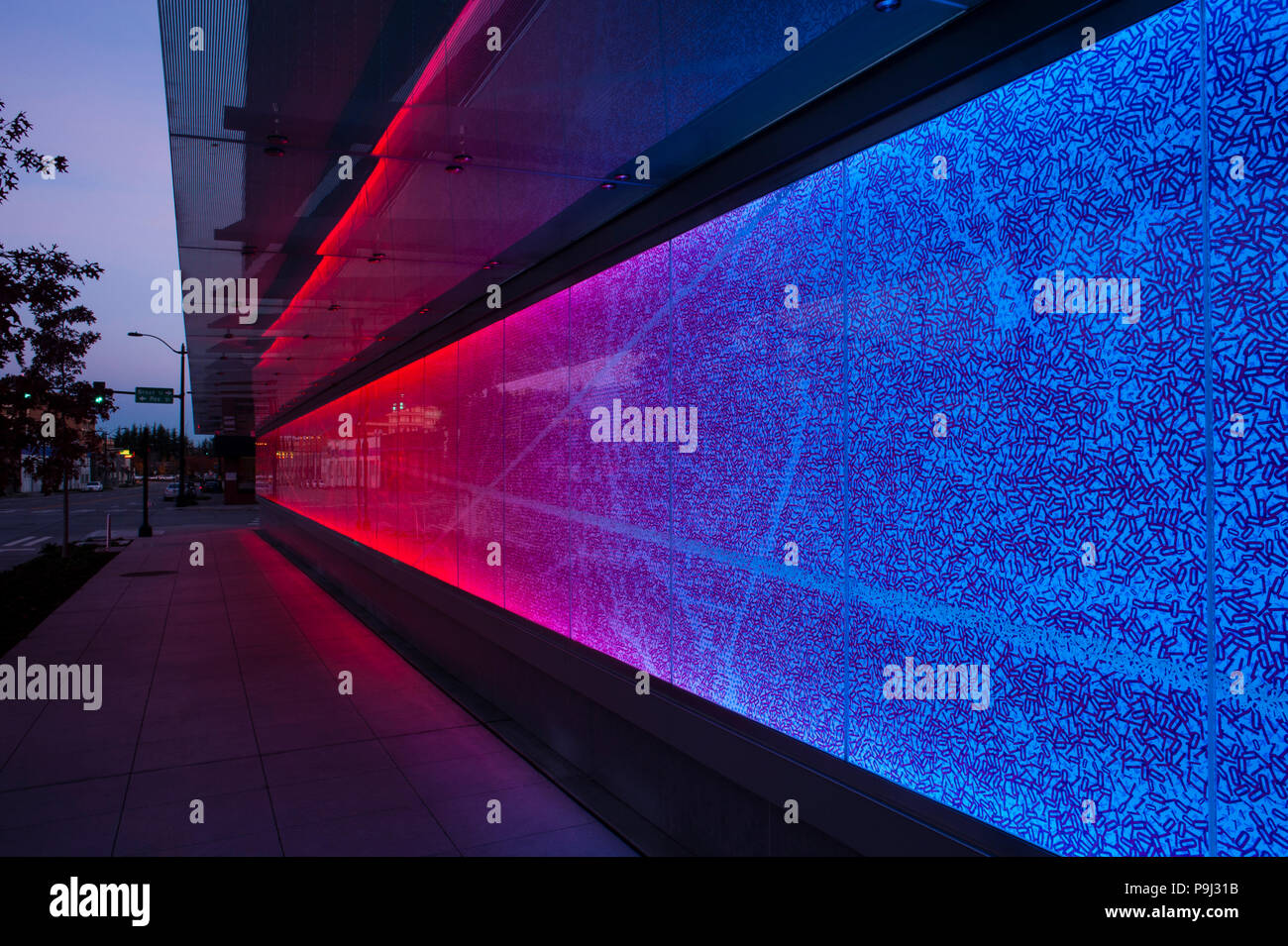 Allen Institut für Hirnforschung Seite von Gebäude mit bunten Wand der neurologische System des Gehirns. Stockfoto