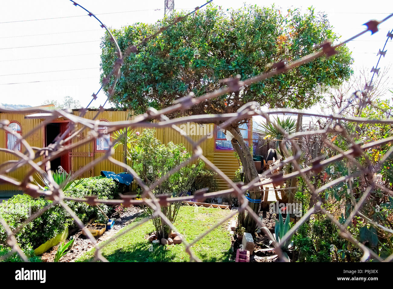 Johannesburg, Südafrika, 11. September 2011, Blick auf die niedrigen Einkommen Häuser in einem Vorort von Soweto Nachbarschaft Stockfoto
