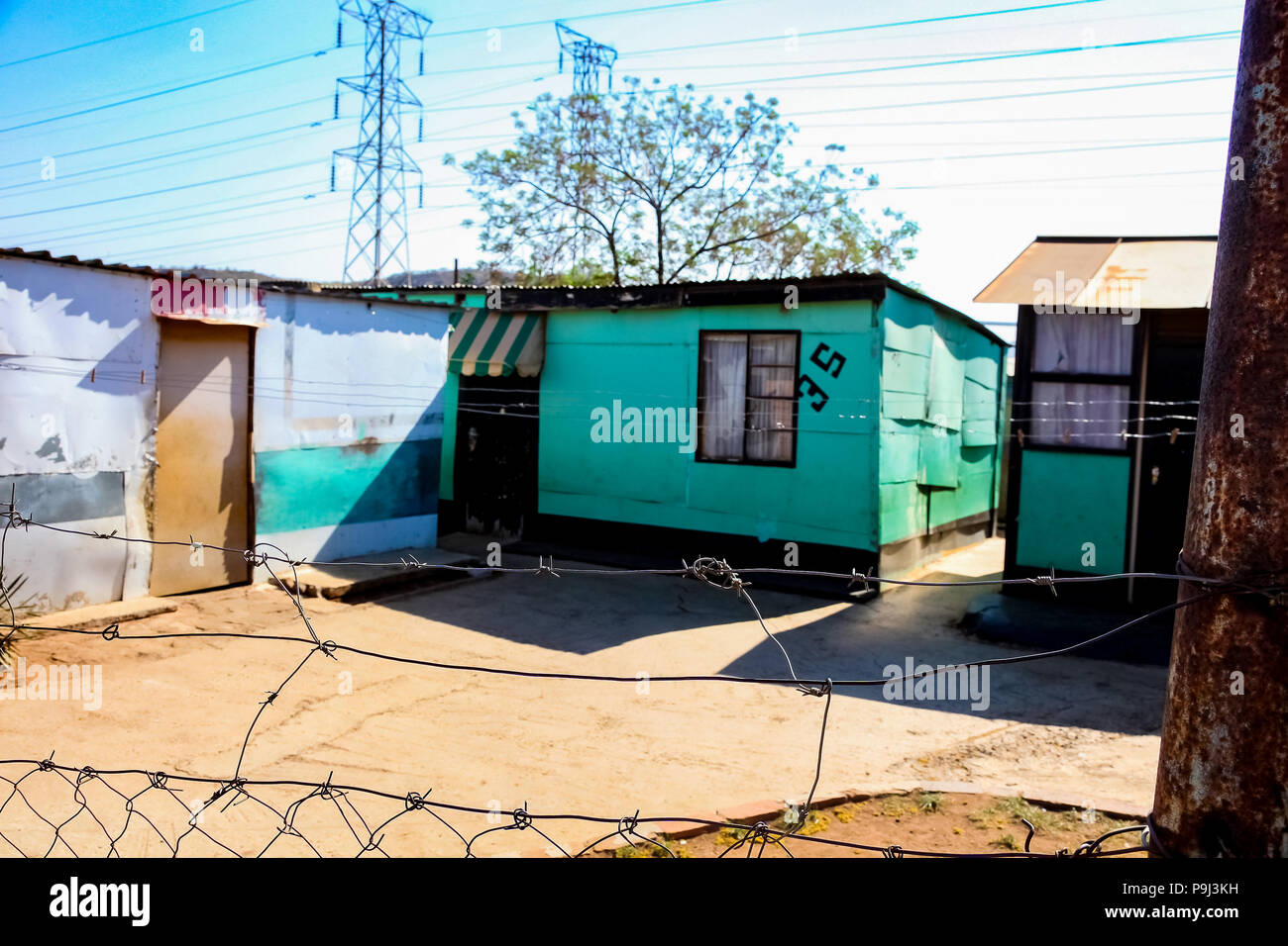Johannesburg, Südafrika, 11. September 2011, Blick auf die niedrigen Einkommen Häuser in einem Vorort von Soweto Nachbarschaft Stockfoto