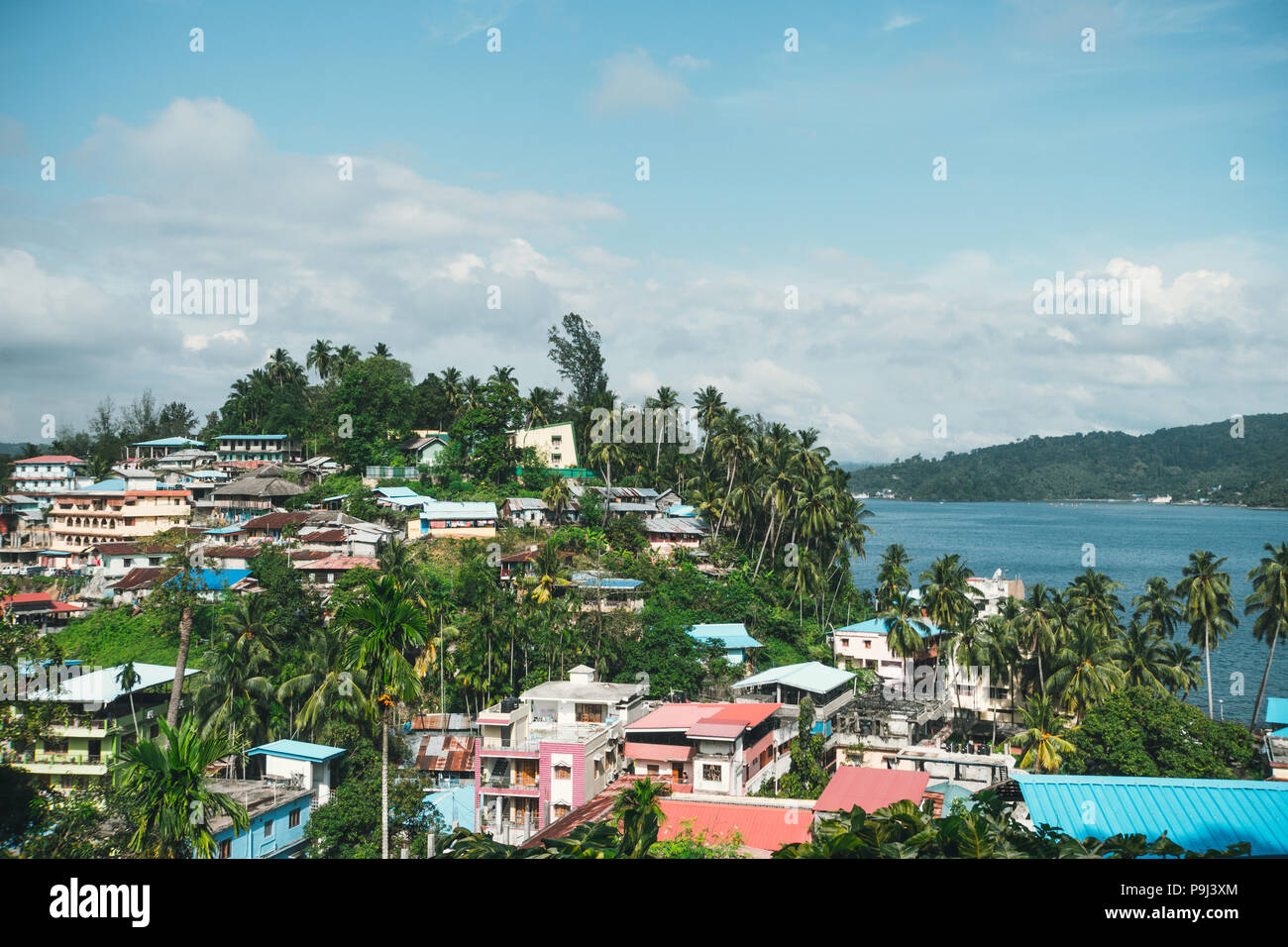 Indien Andamanen Inseln Port Blair. Alte Häuser dicht besiedelten Gebieten der Städte in Indien. Dichte Bauweise der asiatischen Städte. Stockfoto