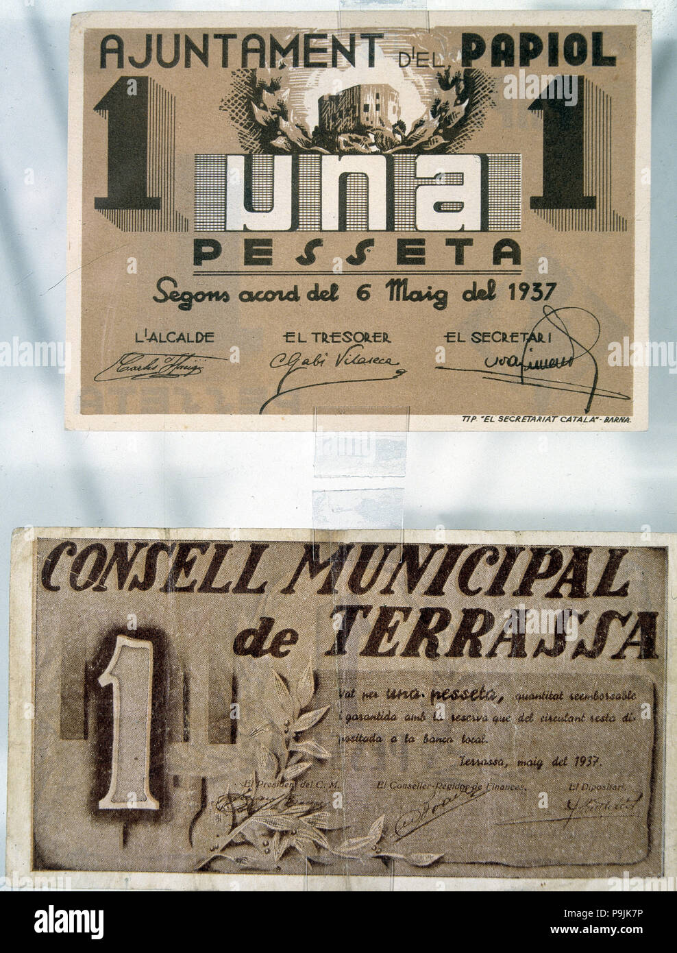Banknoten, die von den Gemeinden Papiol und Terrassa im Mai 1937 ausgestellt, die während der spanischen Civi... Stockfoto