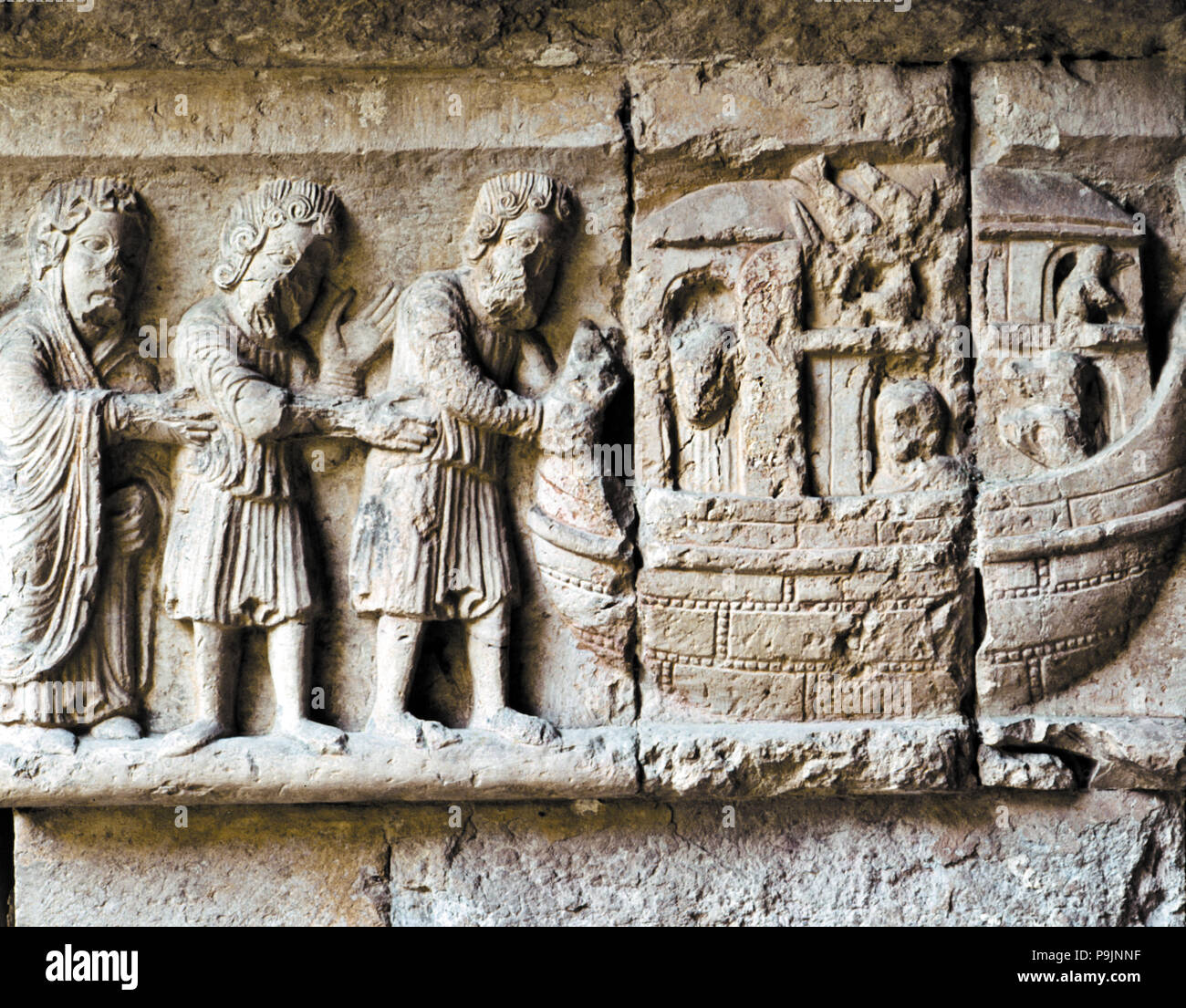 Dekoration in den Fries eines Impost im Kreuzgang der Kathedrale von Girona, die Th... Stockfoto