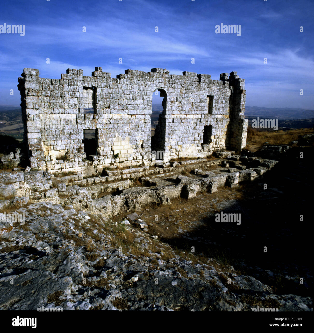Ruinen des römischen Theaters in Acinipo in Ronda. Stockfoto