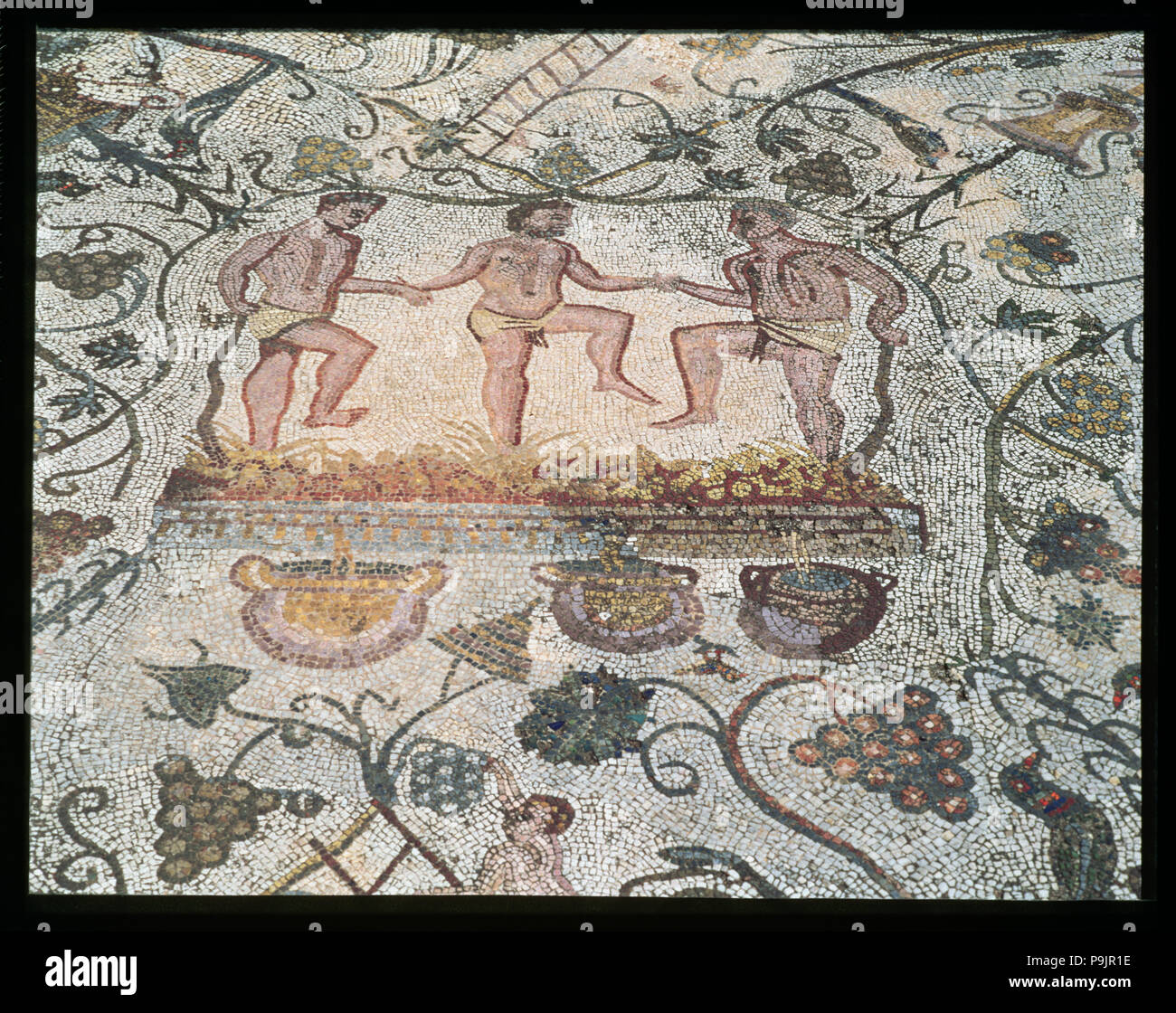 Ruinen von Mérida, Römische Haus des Amphitheaters, Detail der Mosaik mit Szenen der Runderneuerung von … Stockfoto