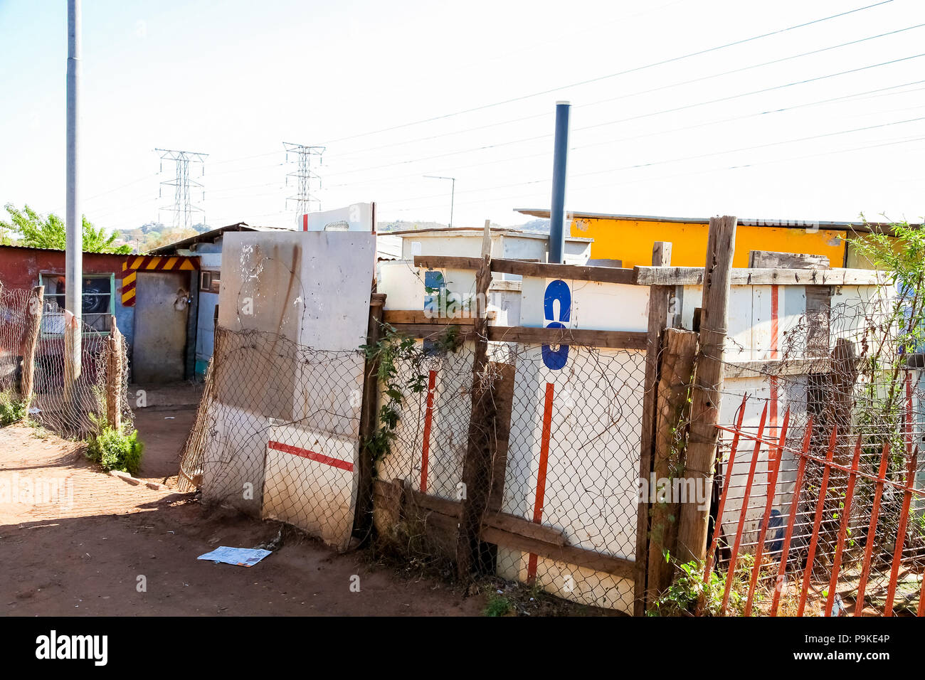 Johannesburg, Südafrika, 11. September 2011, Blick auf die niedrigen Einkommen Häuser in einem Vorort von Soweto Nachbarschaft Stockfoto