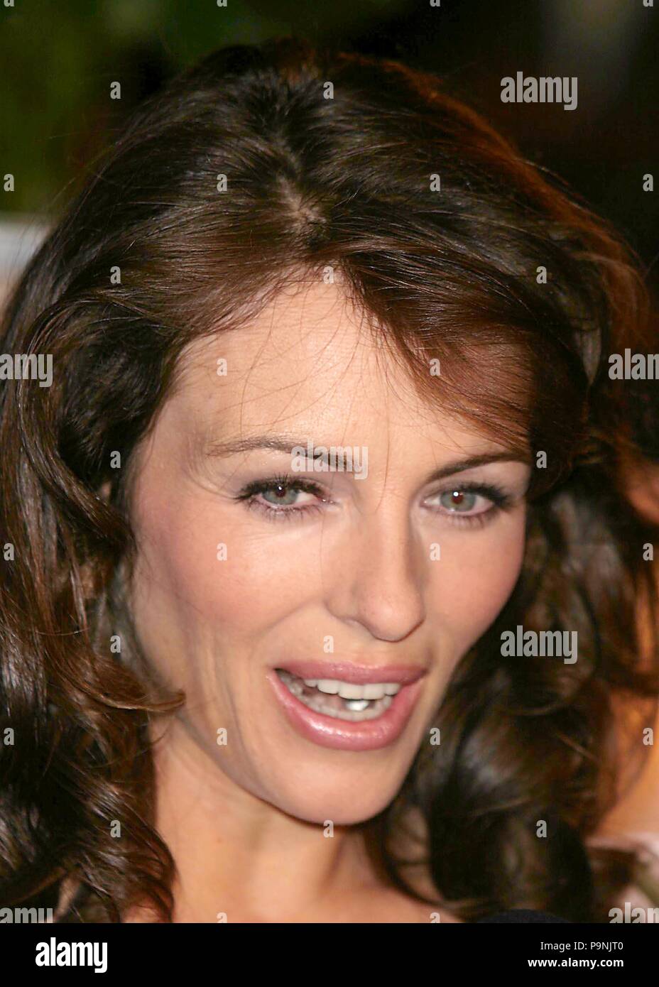 ELIZABETH HURLEY 2003 Foto von John Barrett/PHOTOlink.net Stockfoto