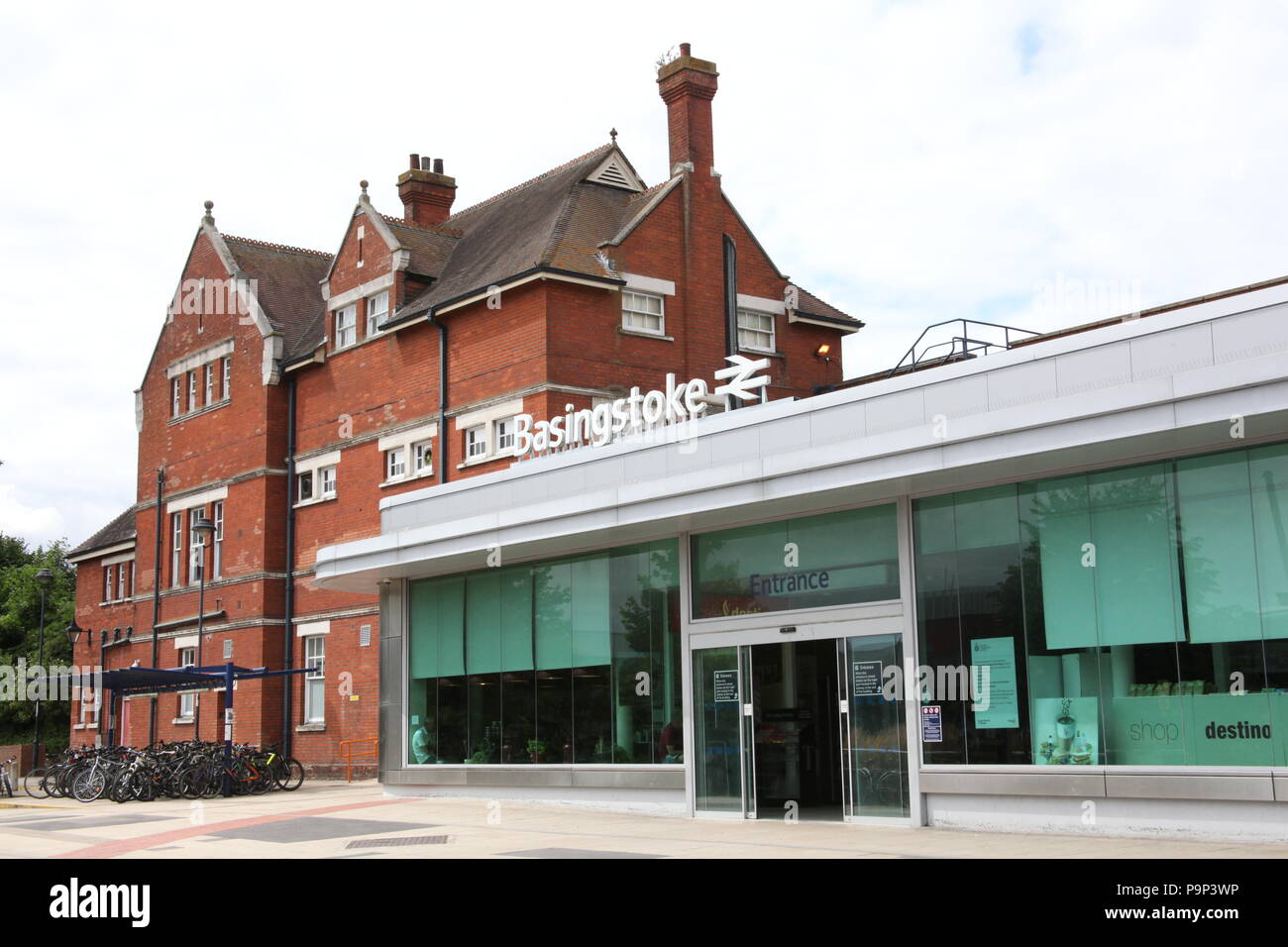 Der Bahnhof von Basingstoke, UK. Stockfoto