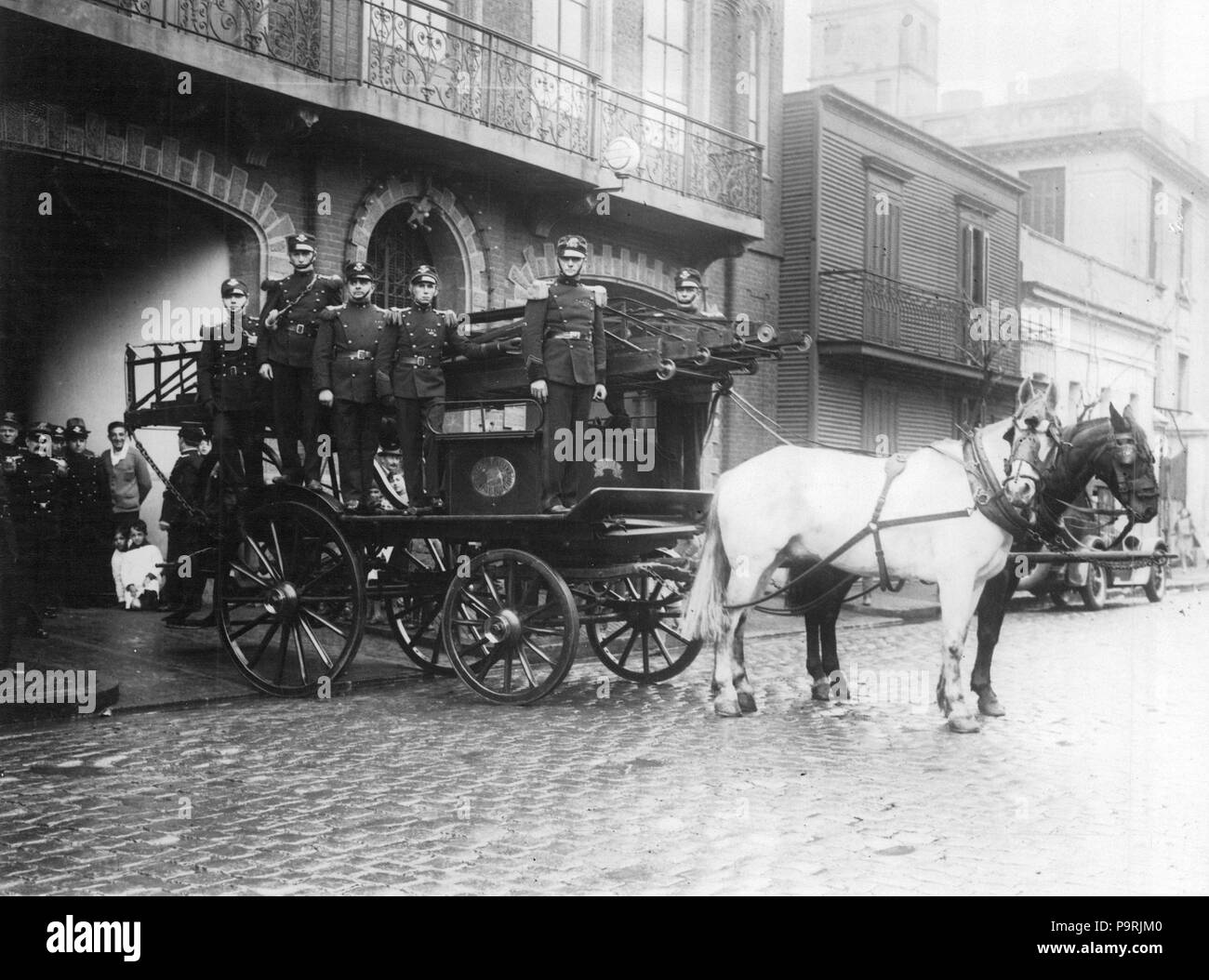 215 freiwilligen Bomberos de La Boca, c 1920 (AGN) Stockfoto