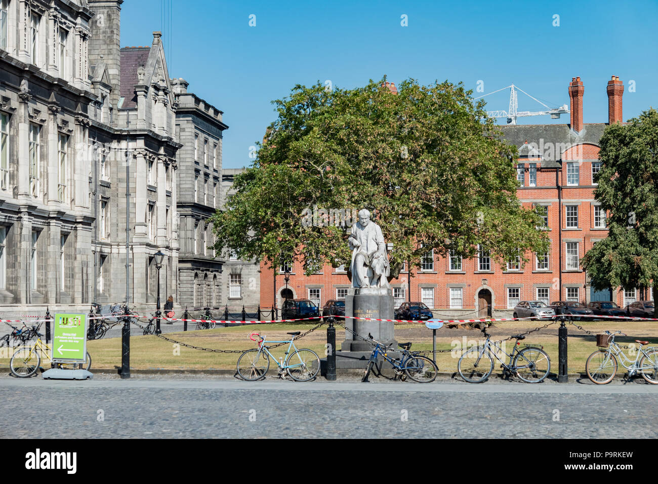 Dublin, Jul 1: Statue der ehemalige Propst George Lachs in Trinity College am Jun 1, 2018 in Dublin, Irland Stockfoto