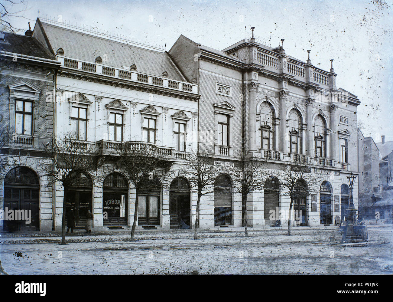 377 Debrecen, Piac utca, eine Kereskedelmi Akadémia épülete. - Fortepan 86508 Stockfoto