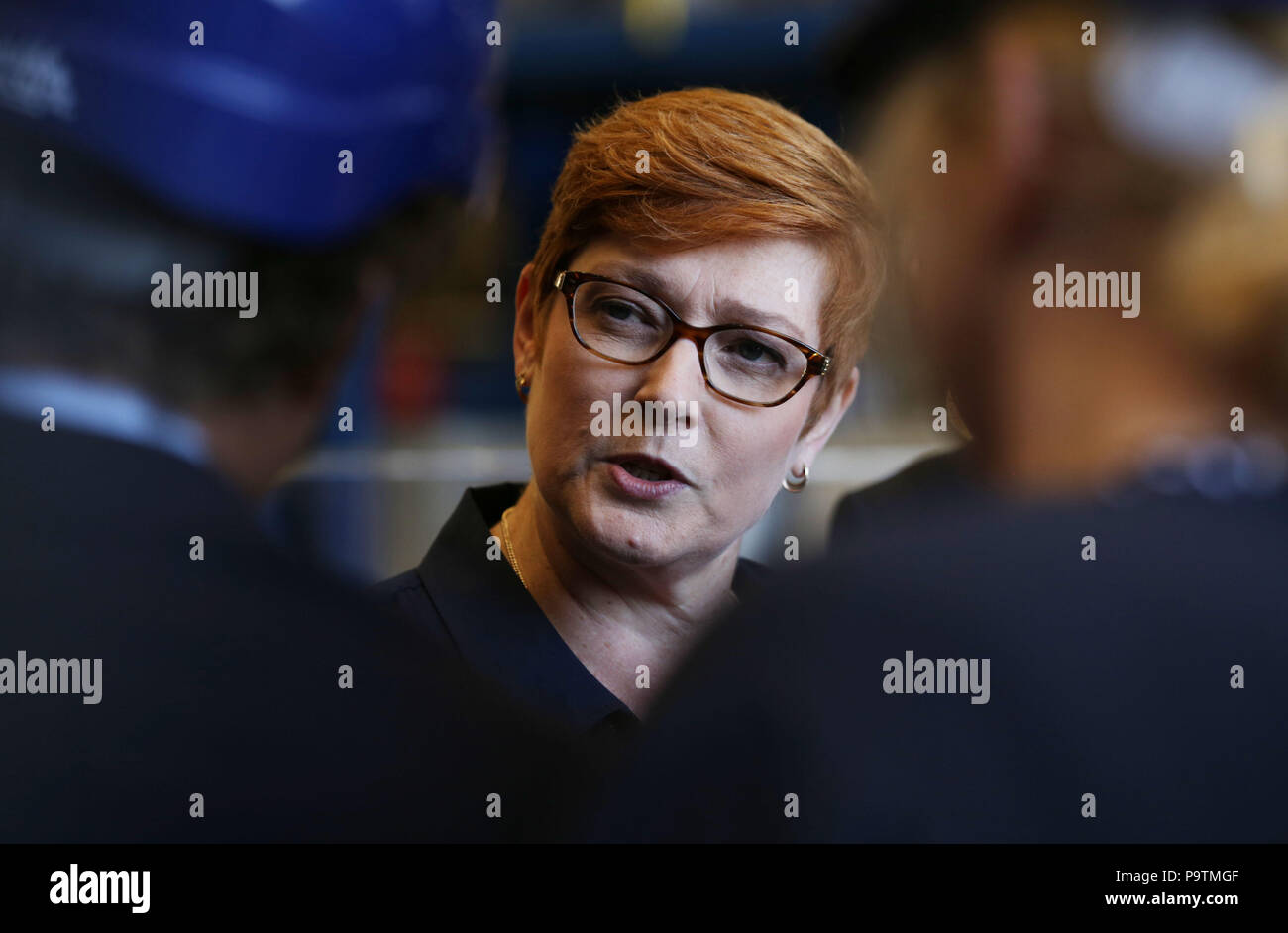 Die australische Verteidigungsministerin Marise Payne besuchte die BAE Systems Werft in Glasgow, nachdem ihre Regierung einen £20-Milliarden-Kriegsschiff-Deal für die Royal Australian Navy unterzeichnet hatte. Stockfoto