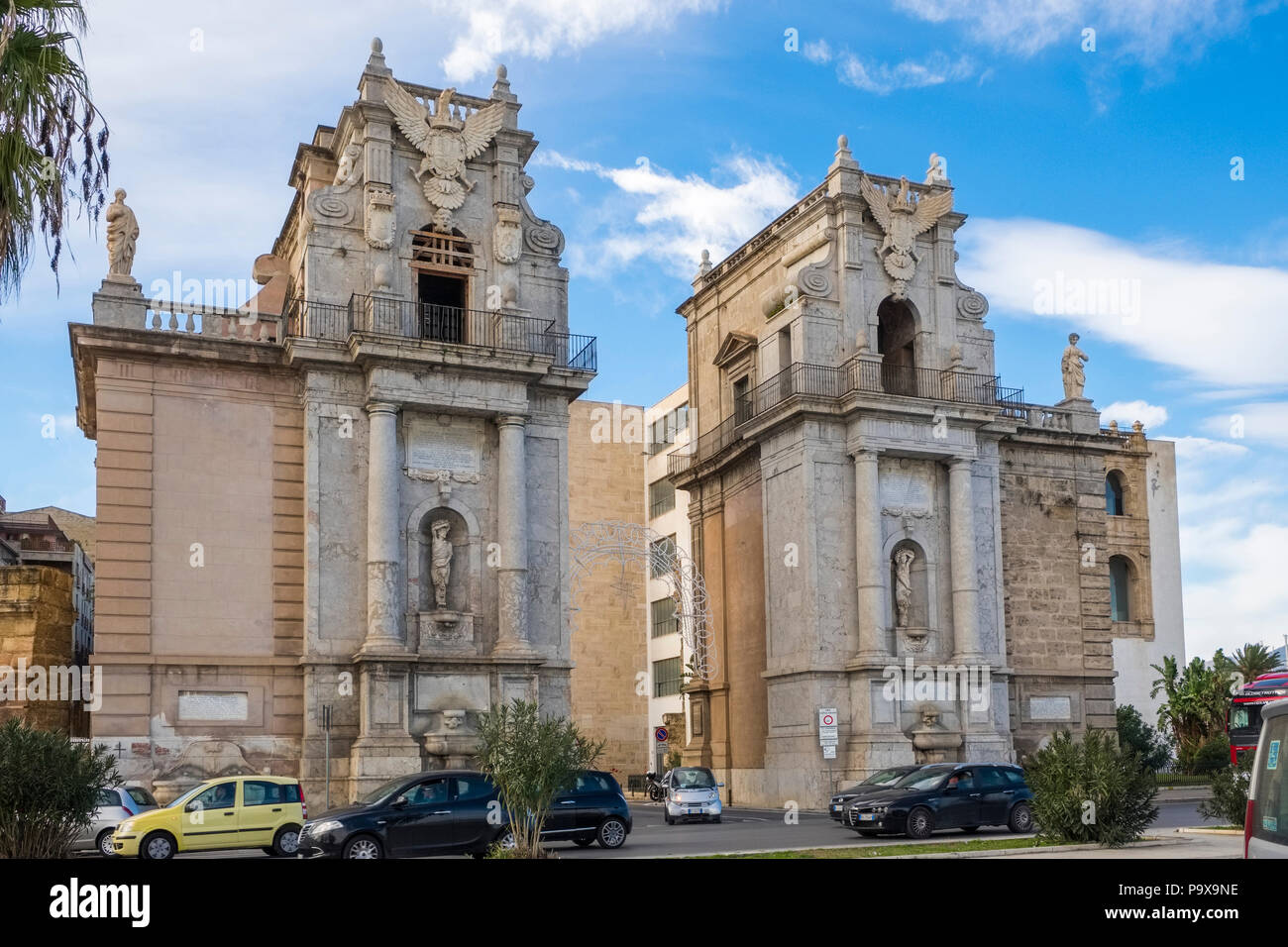 Porta Felice, ein Stadttor in Palermo, Sizilien, Italien, Europa Stockfoto