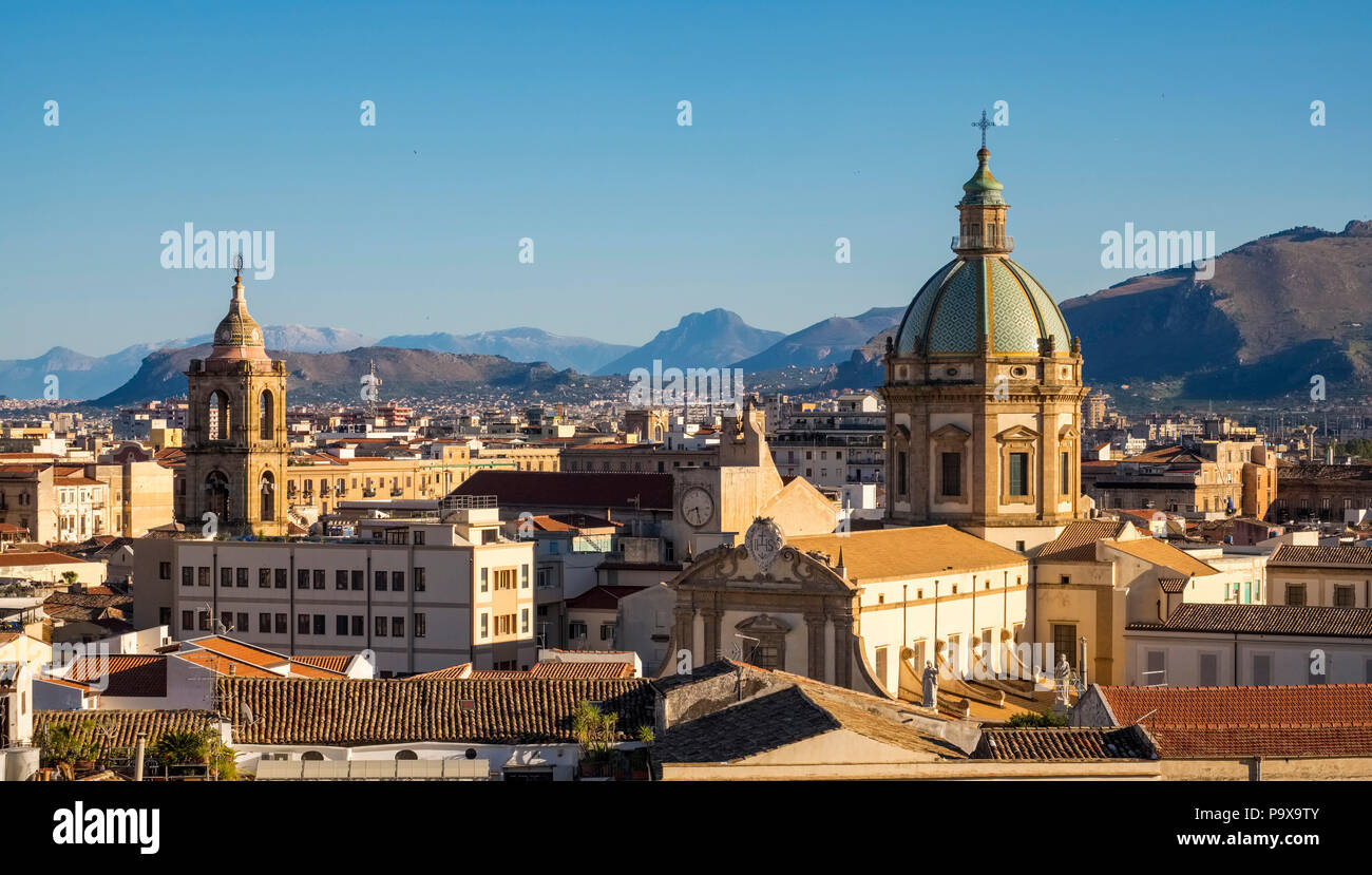 Palermo City Skyline zeigt die Kuppel der Kathedrale von Palermo, Palermo, Sizilien, Italien, Europa Stockfoto