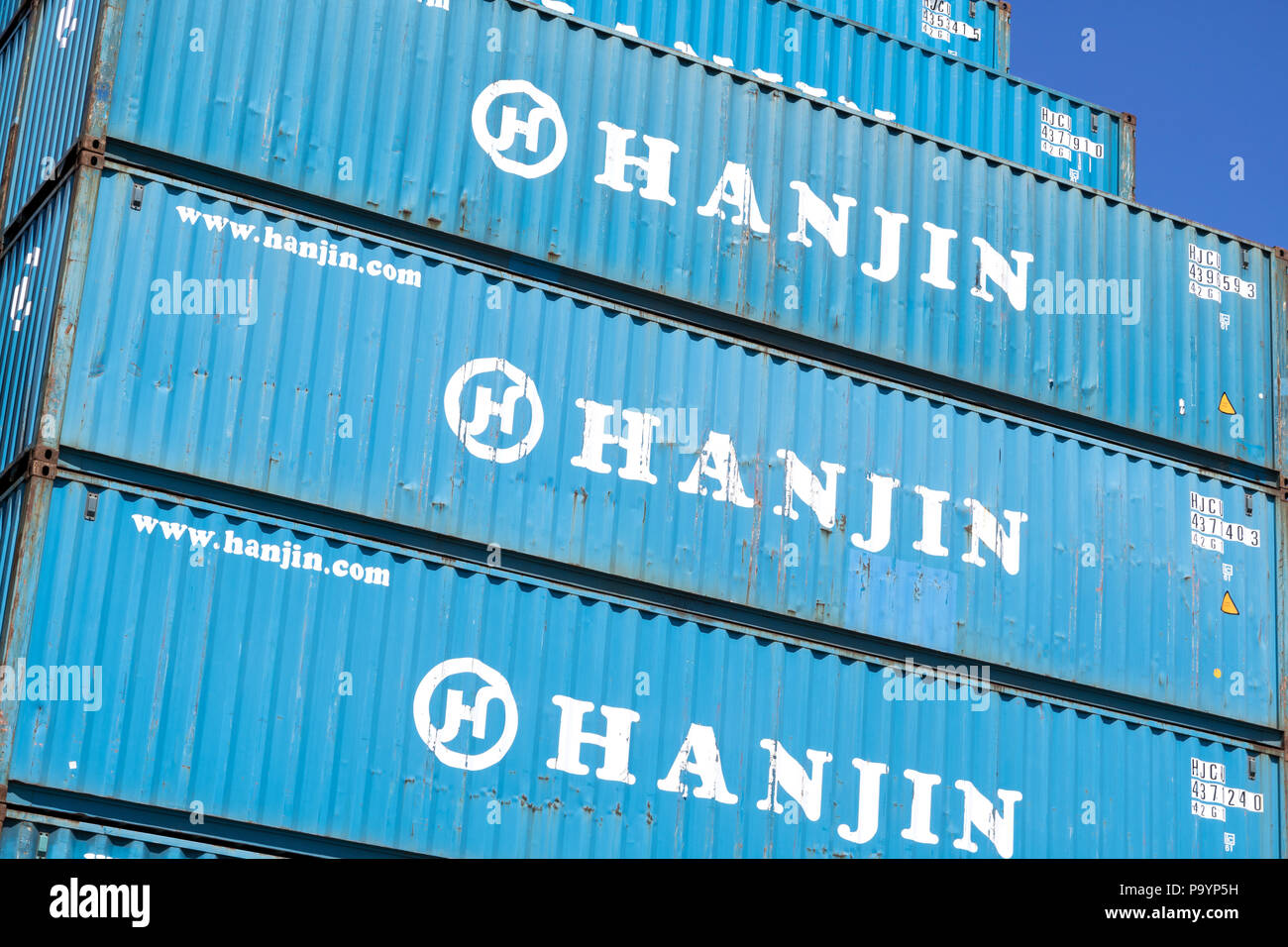 Hanjin 40 ft intermodalen Container im Hafen gestapelt. Hanjin war des größten südkoreanischen Container Linie und eine der Top 10 Containerschiffe der Welt Stockfoto