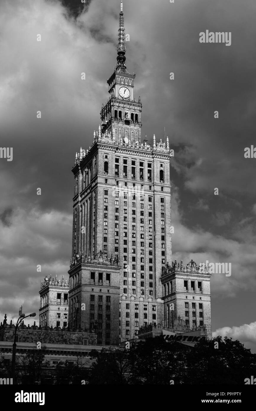 Palast der Kultur und Wissenschaft in Warschau Stockfoto