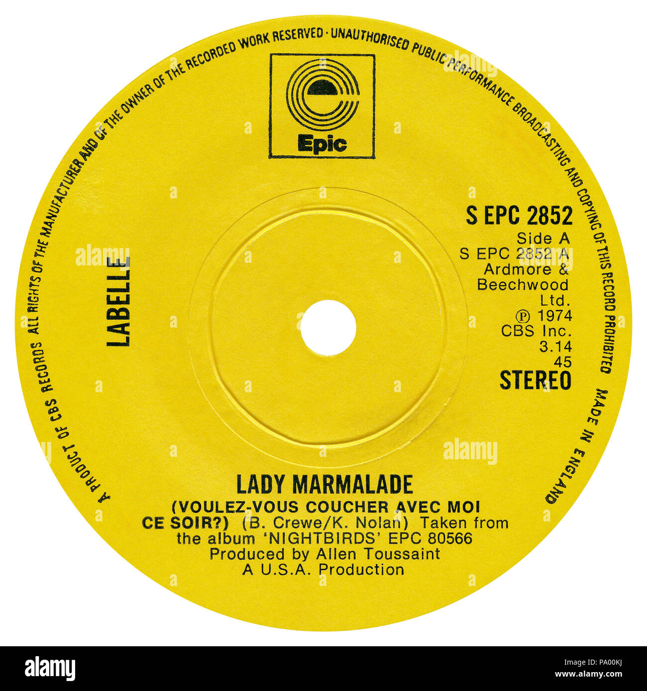 UK 45 U/min 7"-Single von Lady Marmelade (Voulz-Vous Coucher Avec Moi, Ce Soir) von labelle am Epic Label von 1974. Von Bob Crewe und Kenny Nolan und von Allen Toussaint produziert geschrieben. Stockfoto