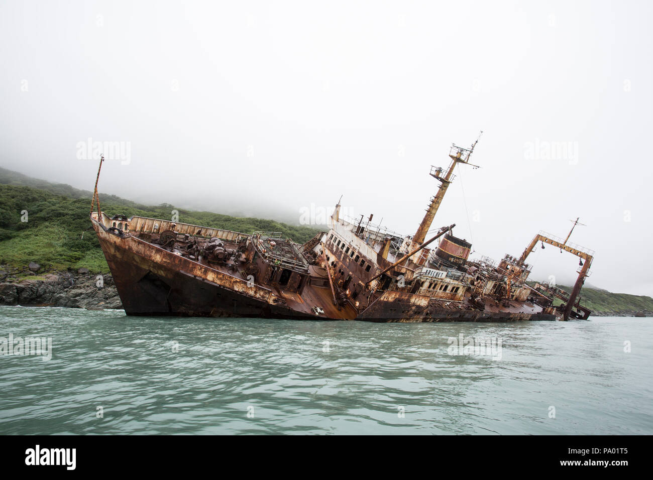 Russische Schiffbruch in Lavrova Bay, Kamtschatka Stockfoto
