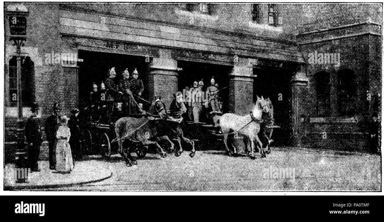 648 Feuerwehr, pg 28 -- The Strand Magazine, Vol. 1, Nr. 1. Stockfoto