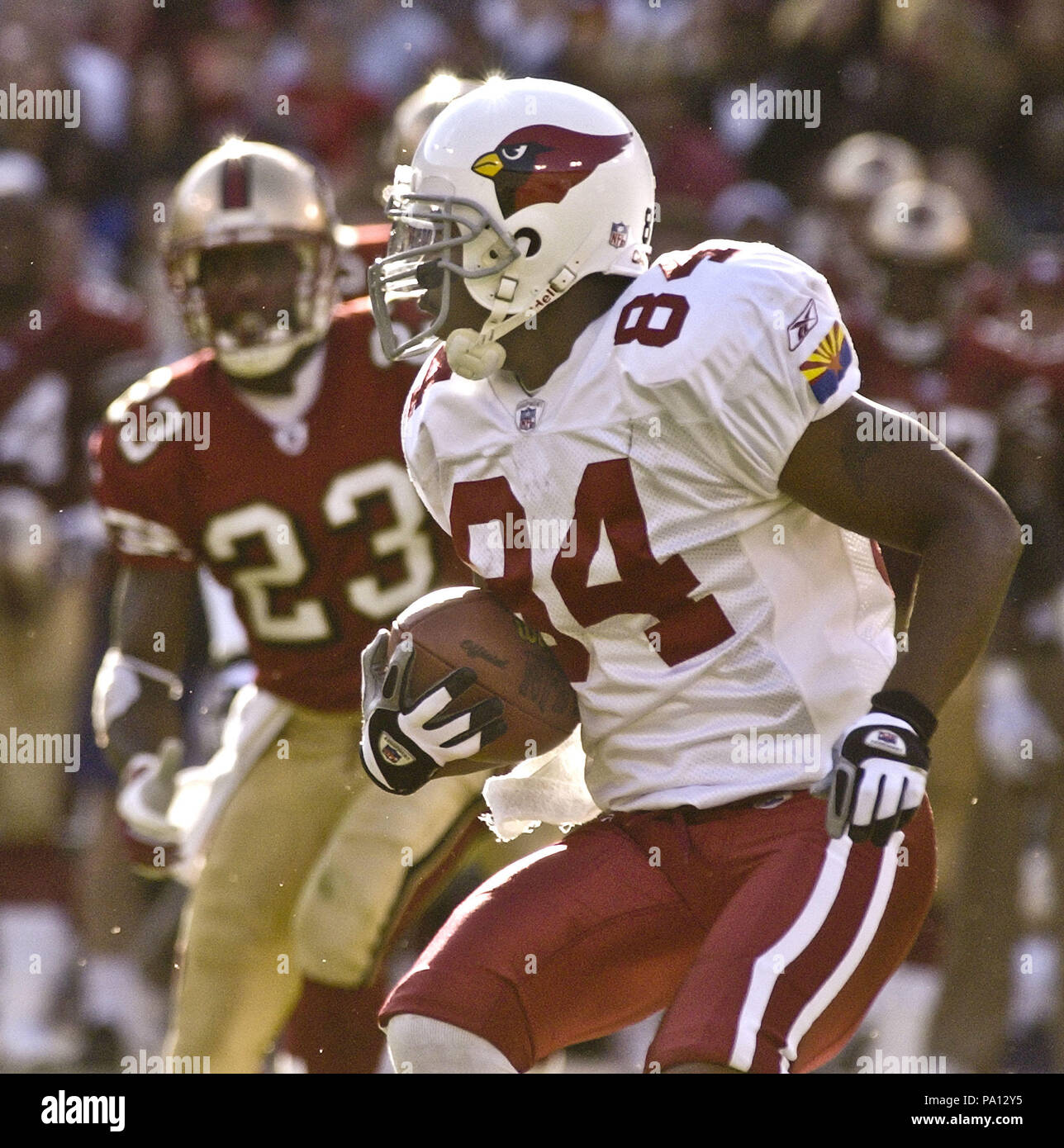 San Francisco, Kalifornien, USA. 27 Okt, 2002. Arizona Cardinals wide receiver Arnold Jackson (84) läuft mit Kugel am Sonntag, 27. Oktober 2002 in San Francisco, Kalifornien. Die 49ers besiegten die Kardinäle 38-28. Credit: Al Golub/ZUMA Draht/Alamy leben Nachrichten Stockfoto