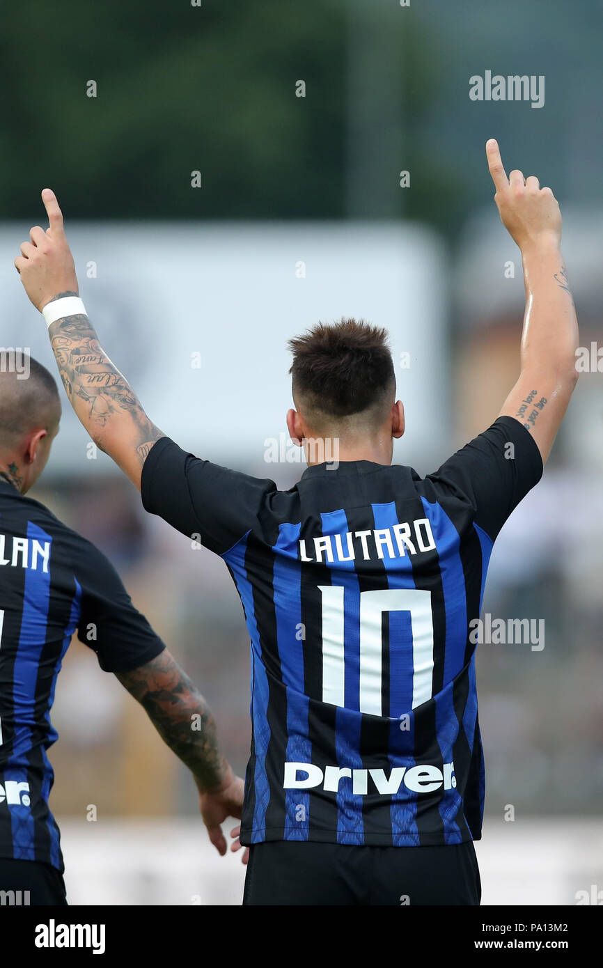 Lautaro Martinez Wallpaper : Lautaro Martinez Hd Photos Wallpapers Images Whatsapp Dp Full Star Wallpaper Free Download : Jun 16, 2021 · inter milan telah memilih achraf hakimi sebagai pemain yang akan dijual pada musim panas tahun ini.