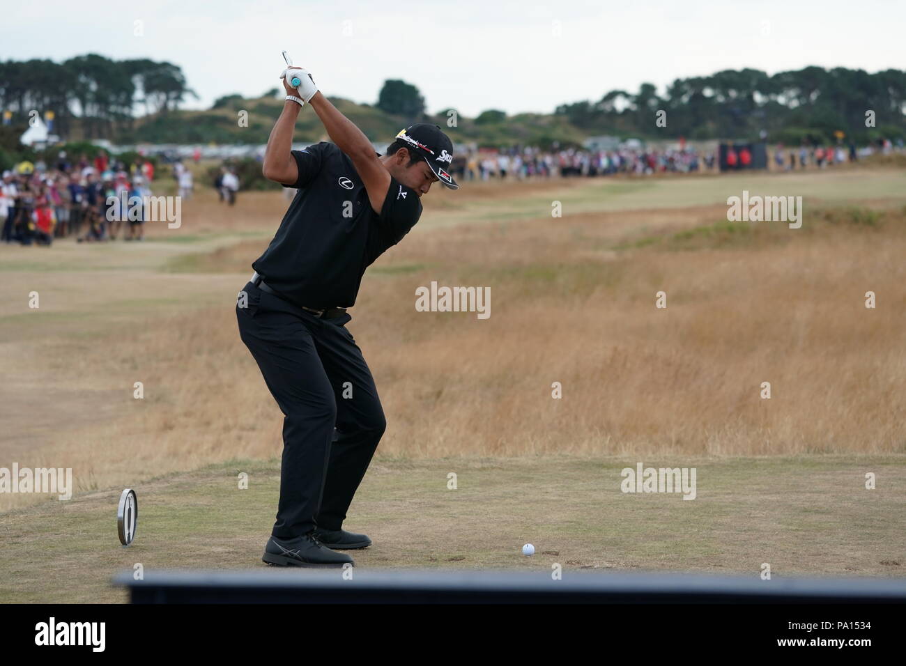 Carnoustie, Angus, Schottland. 19. Juli 2018. Japans Hideki Matsuyama zweigt weg während der ersten Runde der 147. Open Golf Championship an der Carnoustie Golf Links in Carnoustie, Angus, Schottland, am 19. Juli 2018. Credit: Koji Aoki/LBA SPORT/Alamy leben Nachrichten Stockfoto