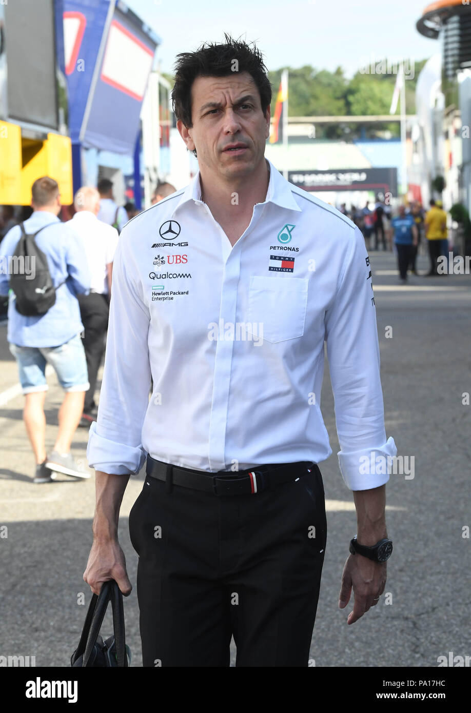 Hockenheim, Deutschland. 20. Juli 2018. Motorsport: Formel 1-Weltmeisterschaft, Deutschen Grand Prix: Toto Wolff, Mercedes "Leiter der Motorsport, Ankunft in den Paddock. Credit: Uli Deck / dpa/Alamy leben Nachrichten Stockfoto