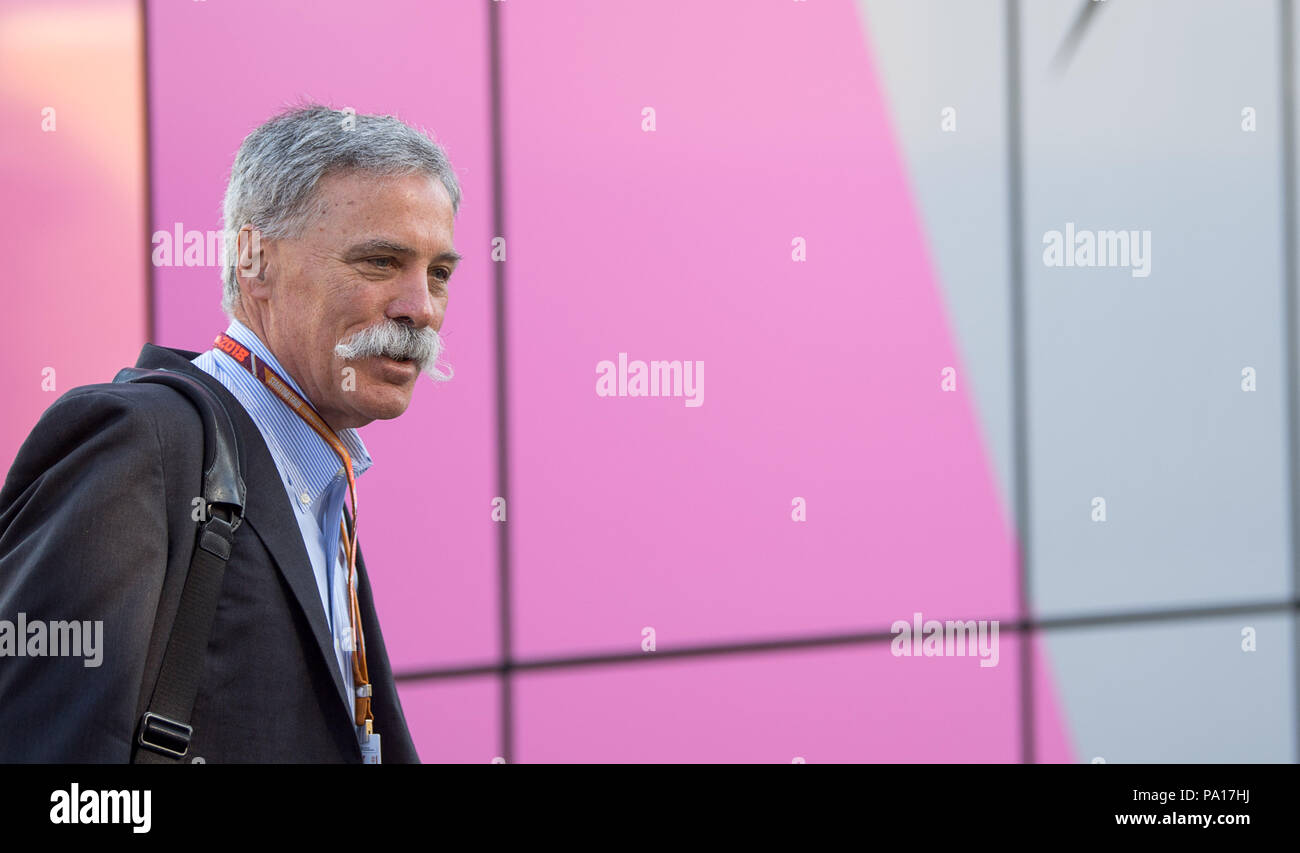 Hockenheim, Deutschland. 20. Juli 2018. Motorsport: Formel 1-Weltmeisterschaft, Deutschen Grand Prix: Chase Carey, CEO der Formel 1 Gruppe, Ankunft in den Paddock. Credit: Sebastian Gollnow/dpa/Alamy leben Nachrichten Stockfoto