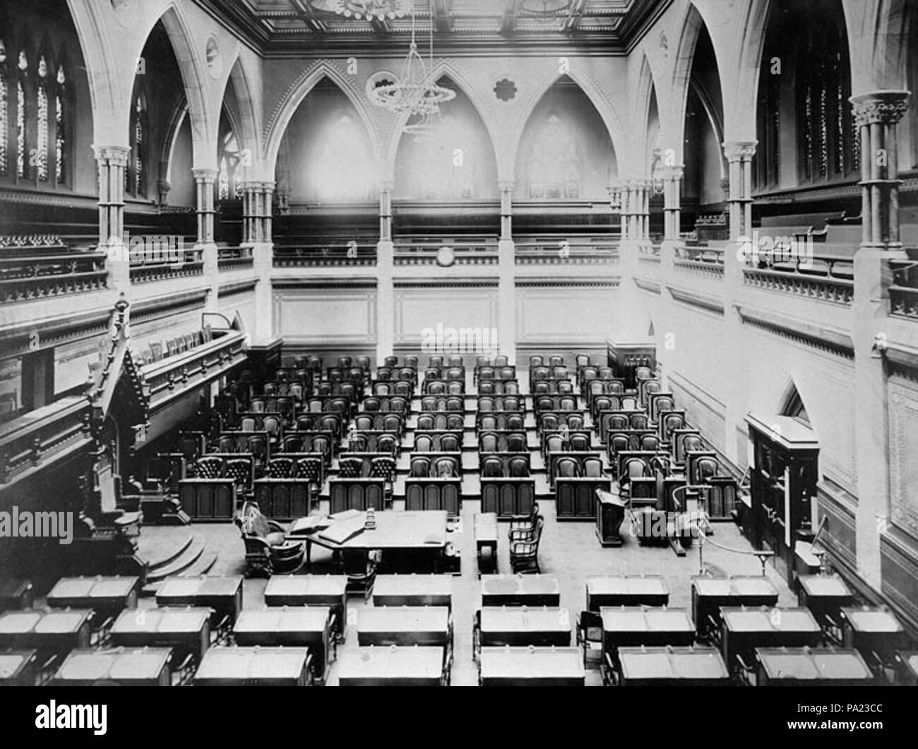 . Englisch: Innenraum des House of Commons, Parlamentsgebäude, Ottawa, Ontario, 1916. ca. 1916 272 kanadischen House of Commons 1916 Stockfoto