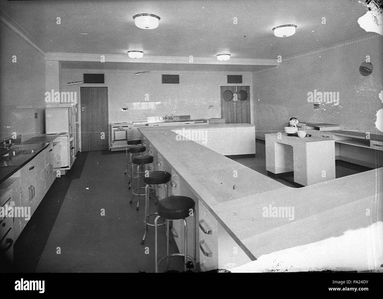 251 SLNSW 27042 St George County Council Building Hurstville Stockfoto