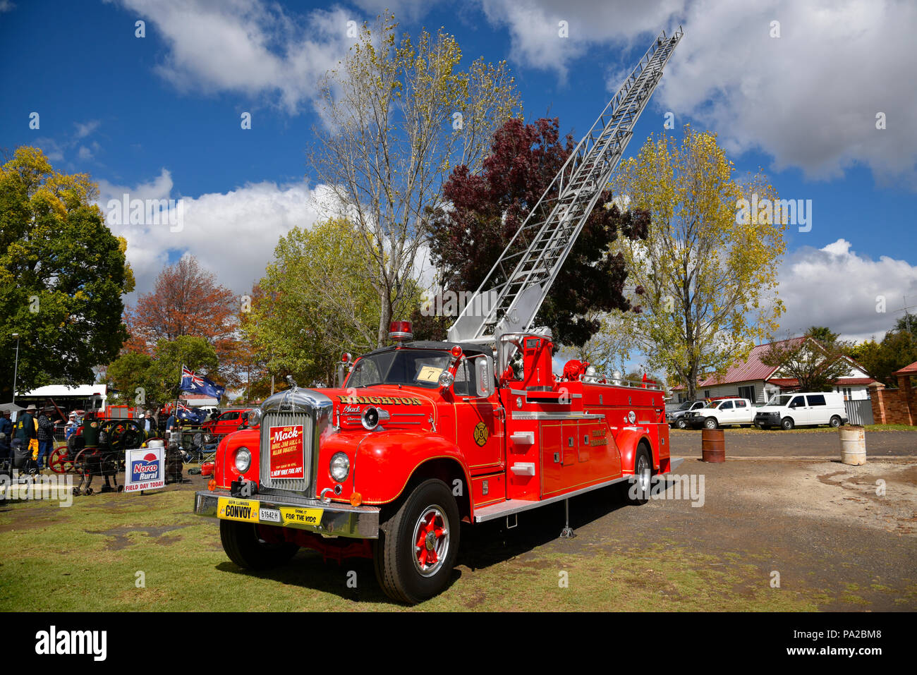 1958 B 85 thermodyne Mack Fire Engine am Glen Innes vintage Truck Show im nördlichen New South Wales, Australien Stockfoto