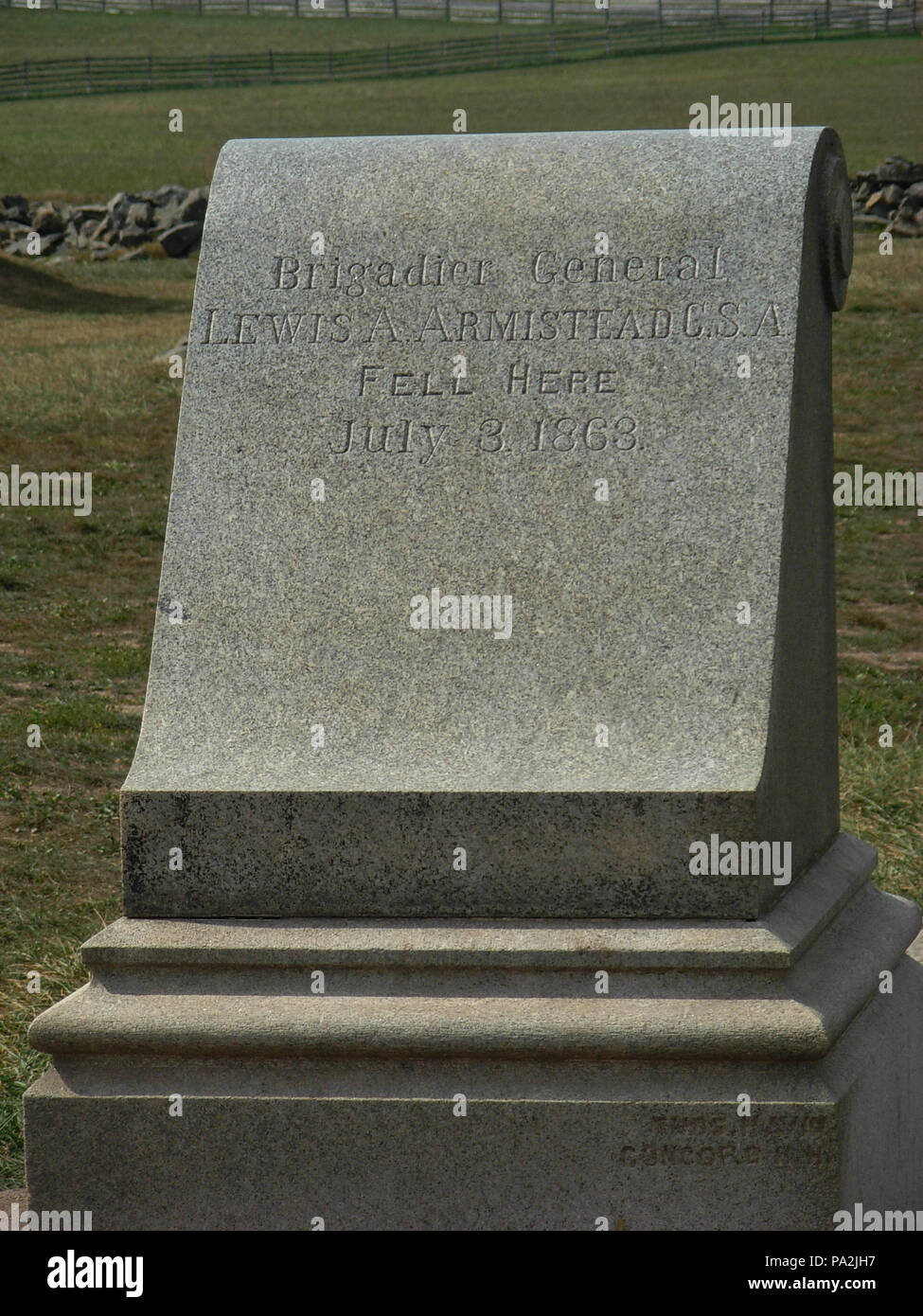 . Englisch: Gettysburg National Military Park und Gettysburg National Cemetery. Markierung für den Ort, wo konföderierte General Lewis Armistead fiel. Marker platziert im Jahr 1888. [1] Foto: Oktober 2007 710 Gettysburg National Military Park 66 Stockfoto