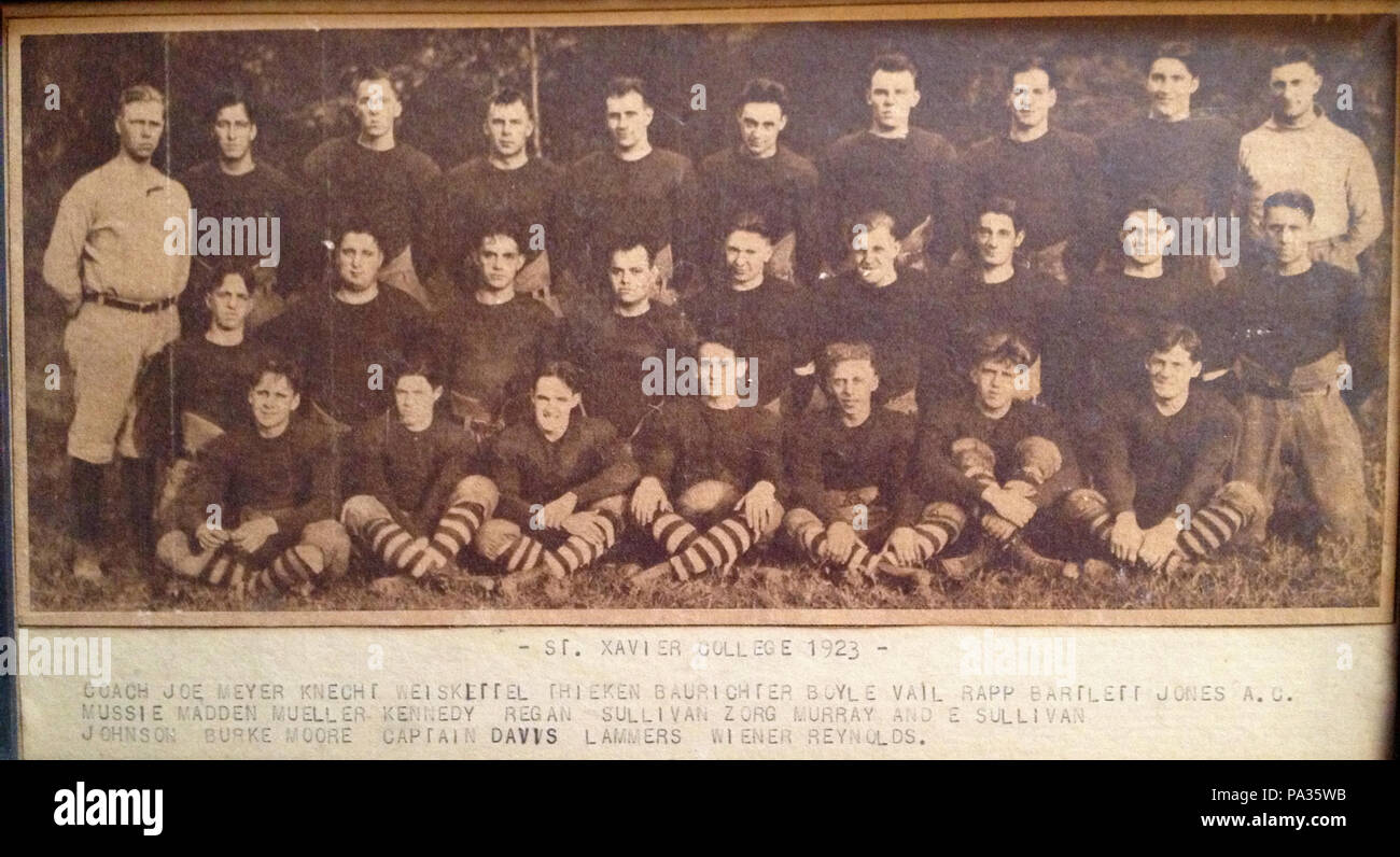 39 1923 St. Xavier College Team Foto Stockfoto