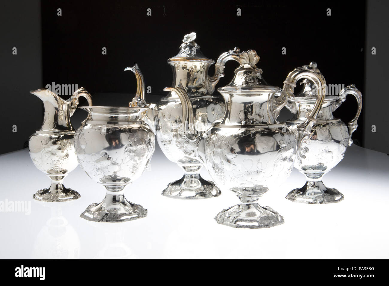 332 Kaffeekanne von einem Service zu Anna L. Clapp der Damen Union Society präsentiert Stockfoto