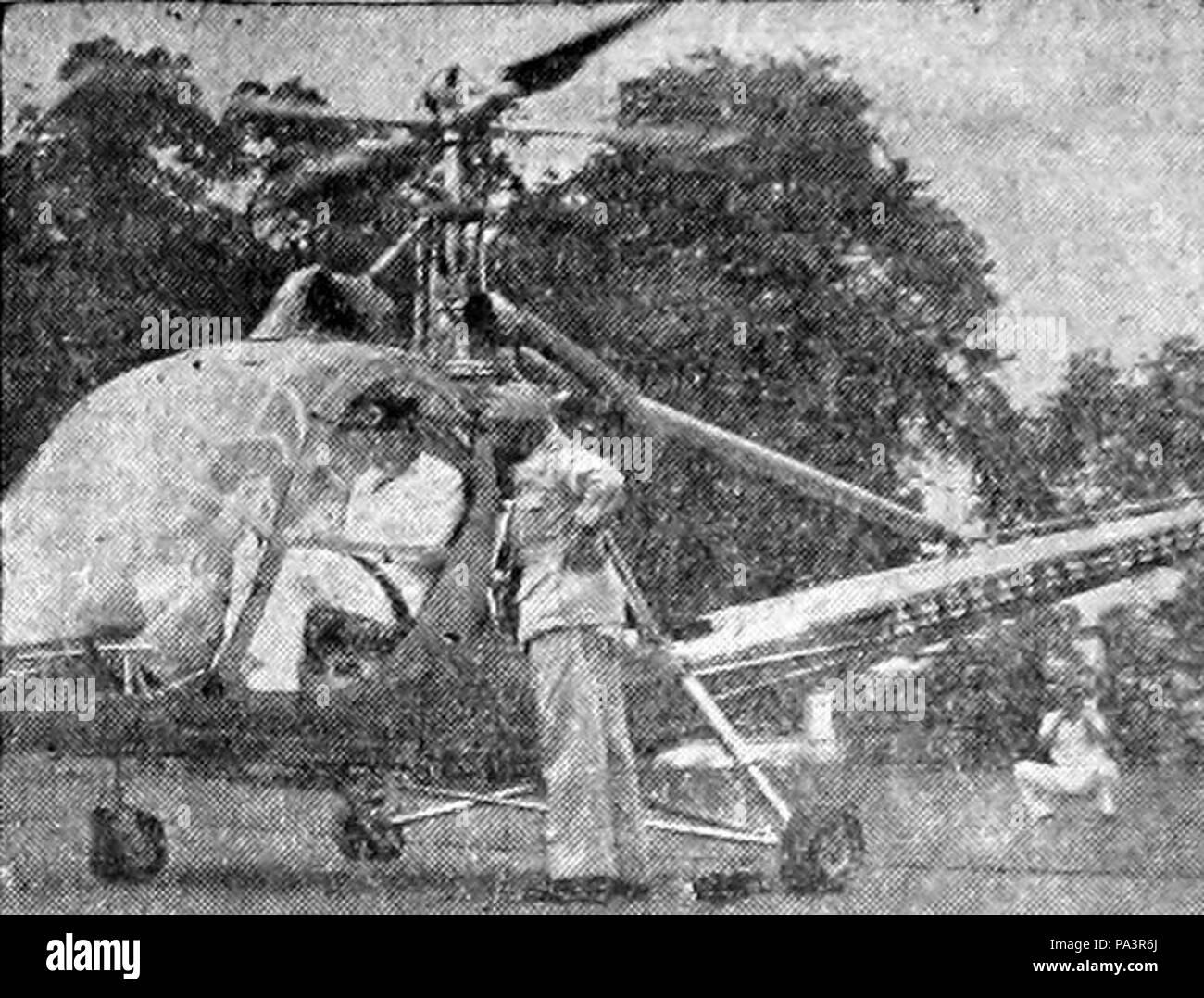 305 Sukarno in seinem Hubschrauber Harian Umum 19 Januar 1951 p1 Stockfoto
