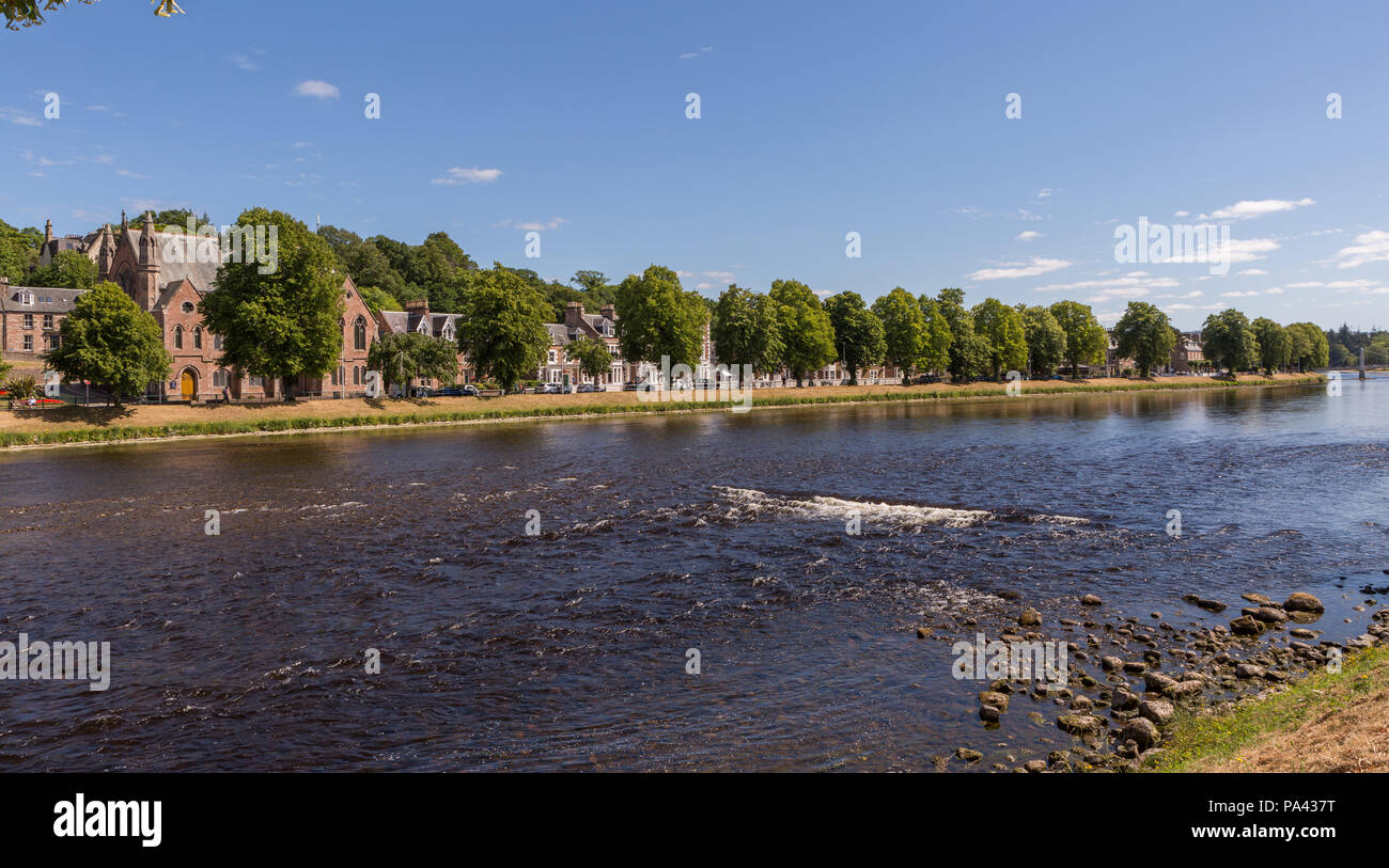 Den Fluss Ness in der Stadt Inverness, Schottland, Großbritannien Stockfoto