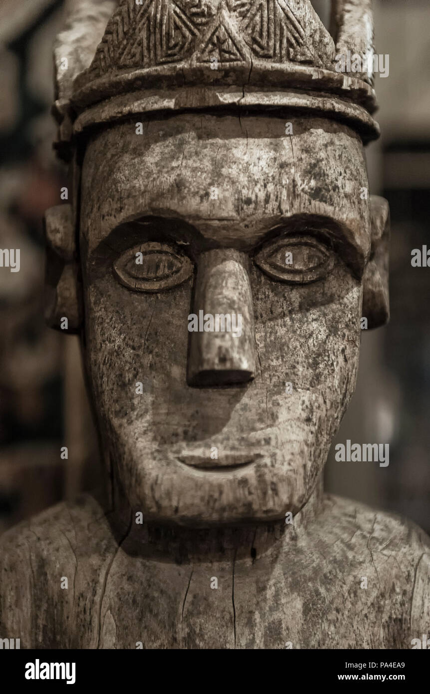 Traditionelle afrikanische Holzschnitzerei. Stockfoto