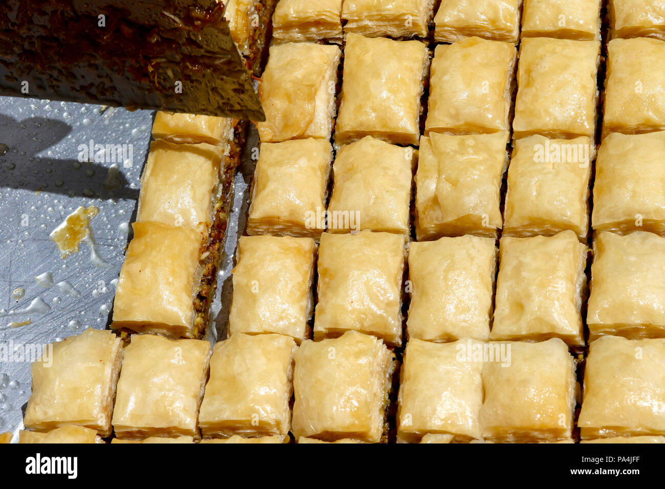Baklava in einer Pfanne Stockfoto