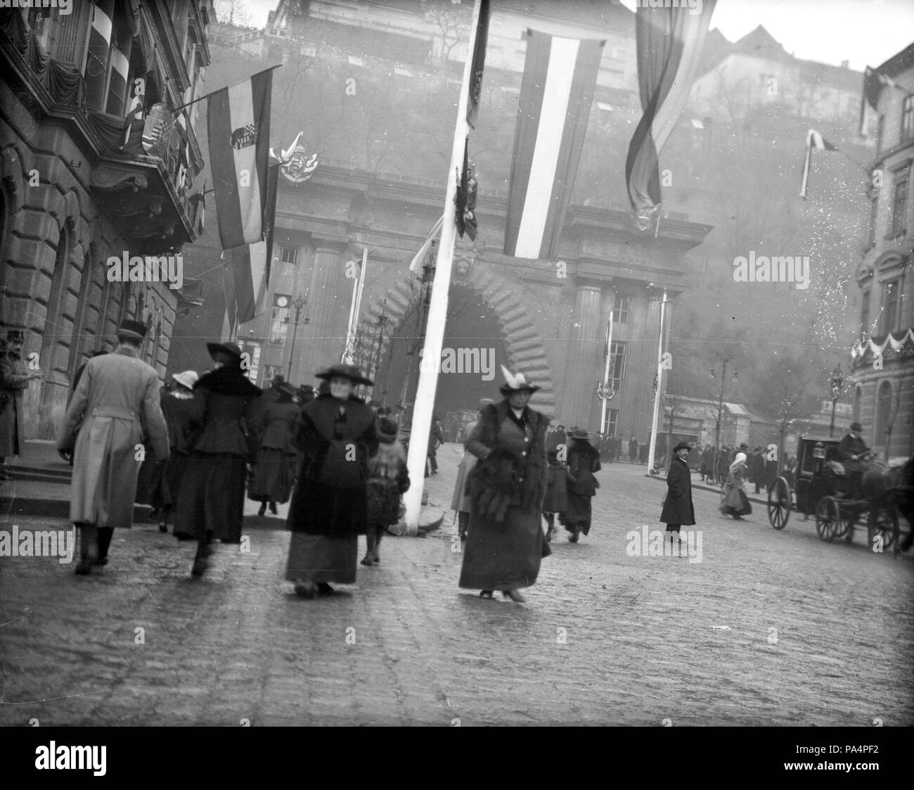 322 Clark Ádám tér és az Alagút ein Lánchíd felől nézve. 59066 Fortepan Stockfoto