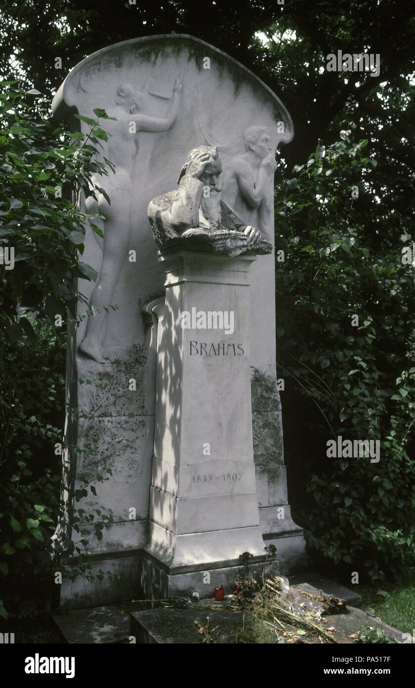 Johannes Brahms (Hamburgo, 1833-Wien, 1897). Setzer, pianista y Director de orquesta Alemán. En 1862 se estableció en Viena. Tumba en el Cementerio Zentrale, Viena. Österreich. Stockfoto