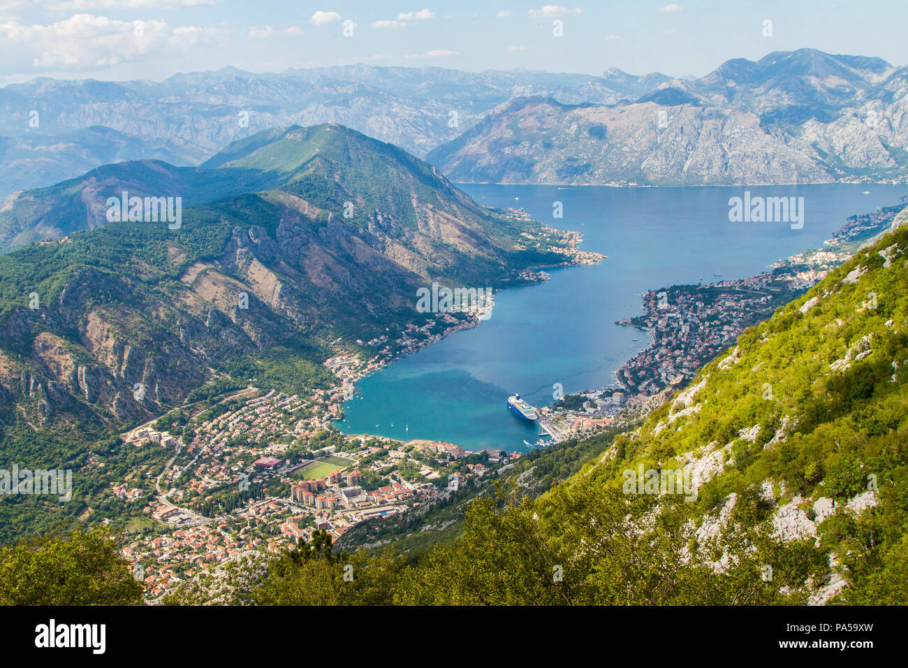 Montenegro, Bucht von Kotor, Ansicht von oben Stockfoto