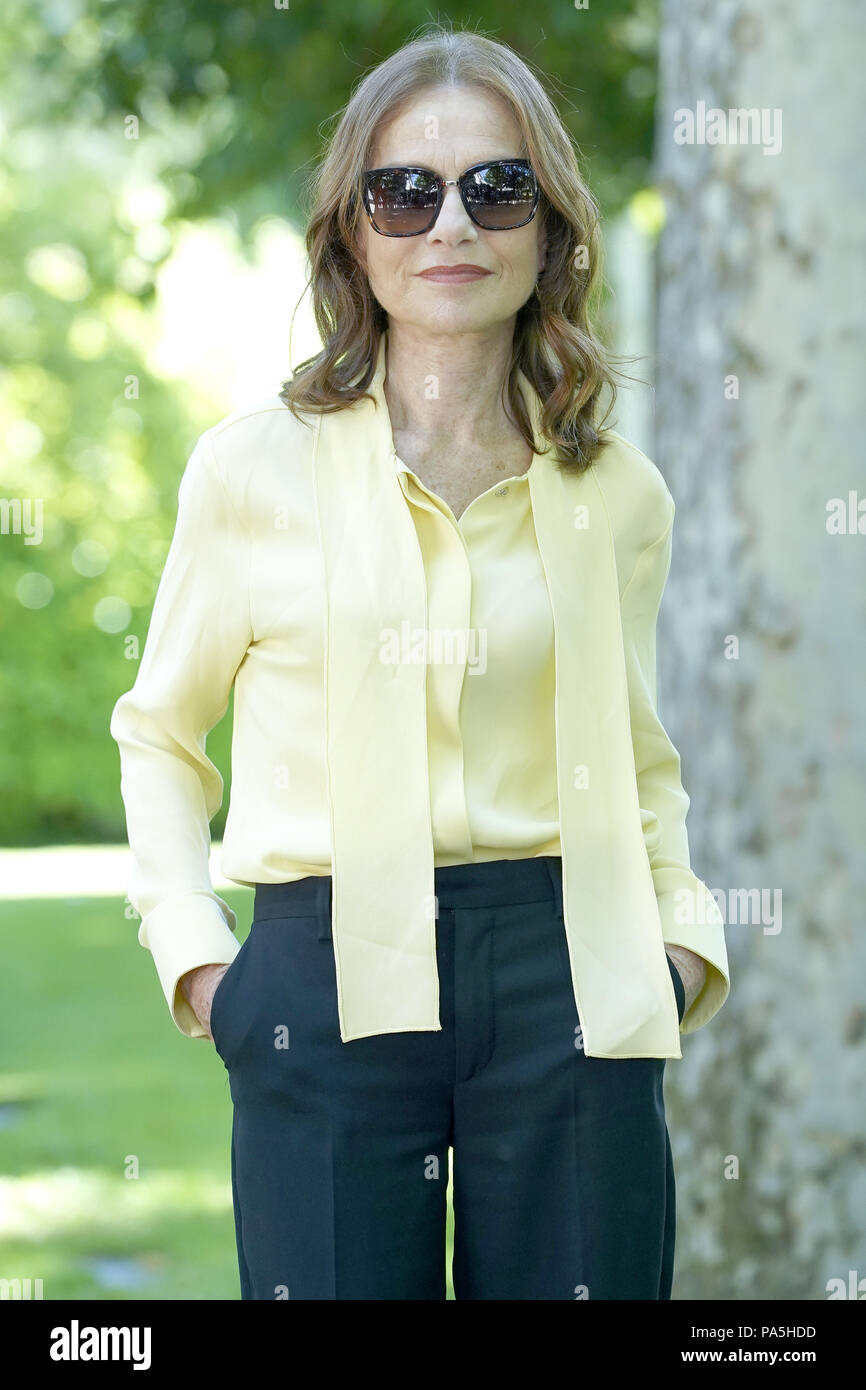 Die französische Schauspielerin Isabelle Huppert besucht die 2018 Prix