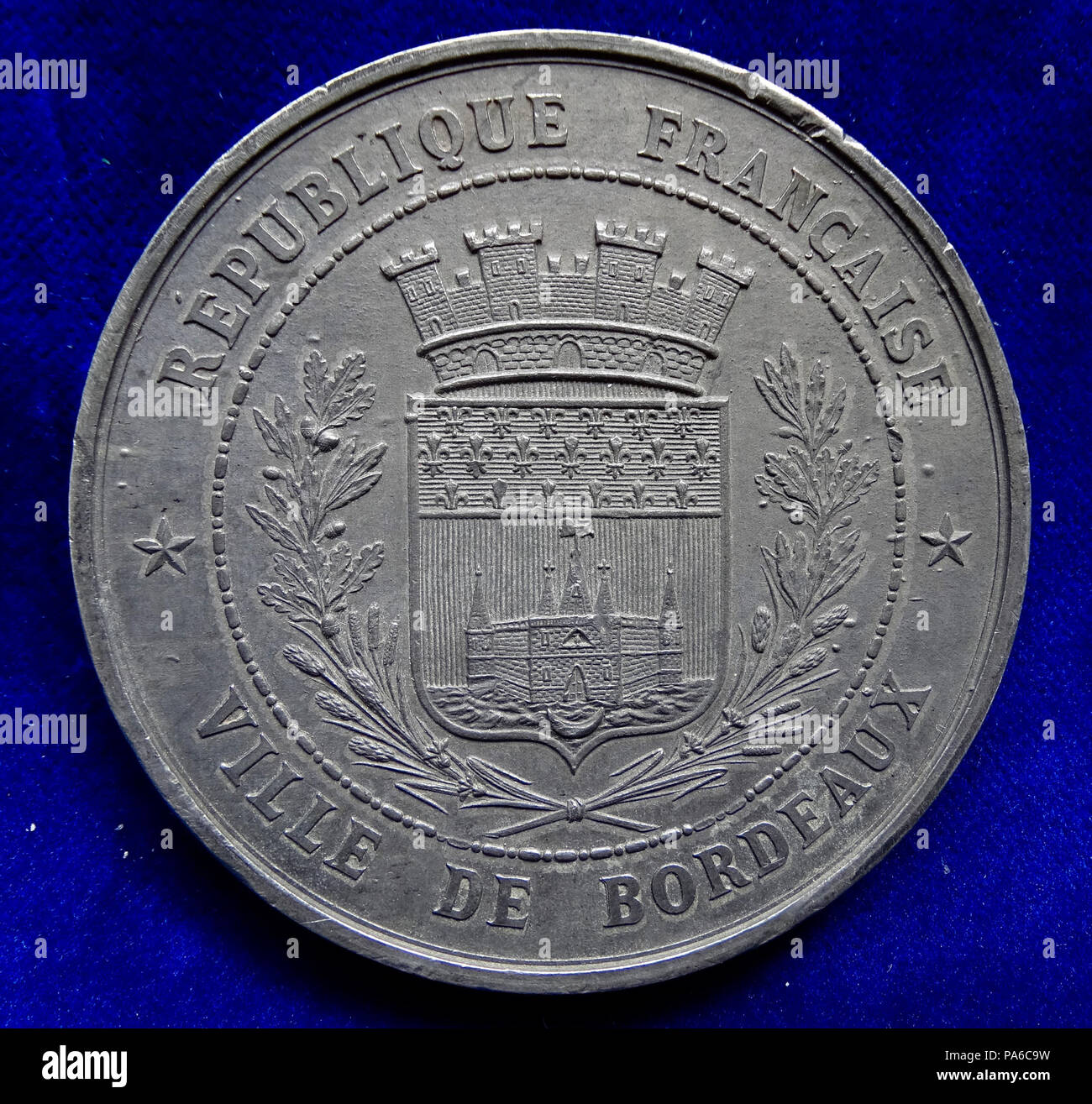 676 Französische Nationalversammlung Goldmedaille Bordeaux 1871, Vorderseite Stockfoto